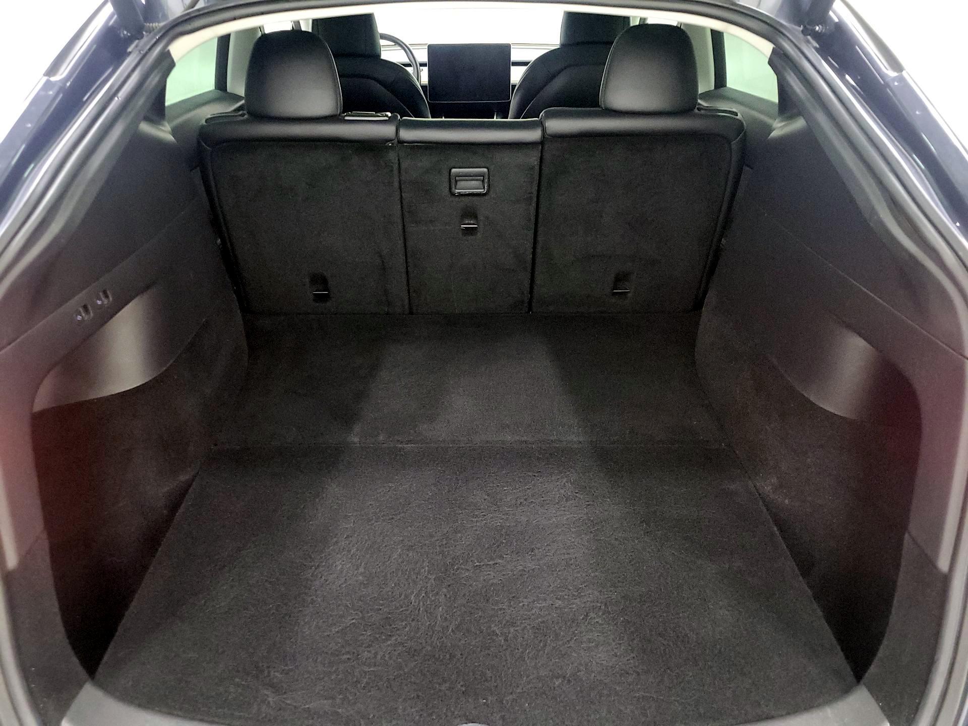 Thumbnail: 2020 Tesla Model Y - 19
