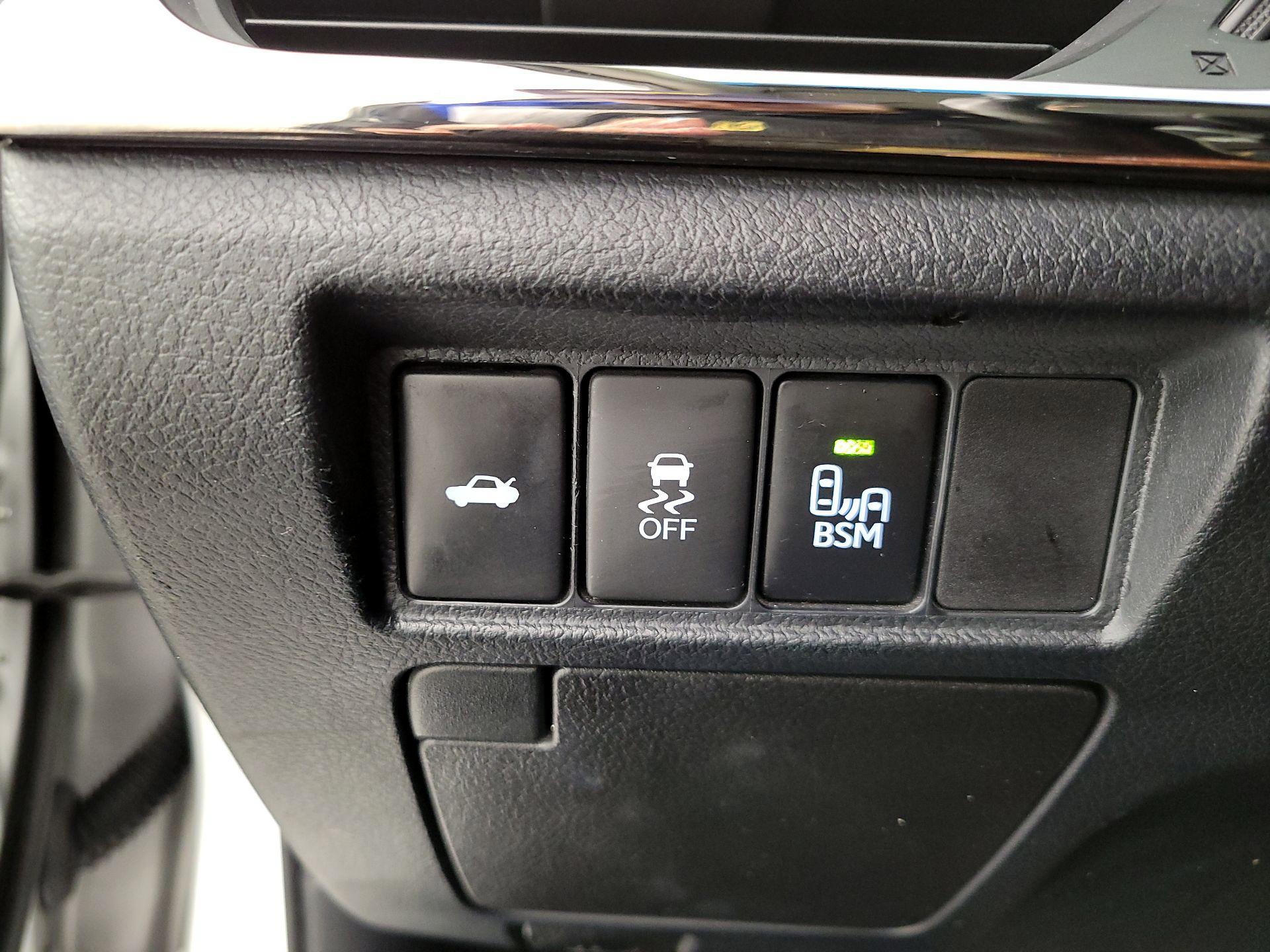 Thumbnail: 2014 Toyota Avalon - 13