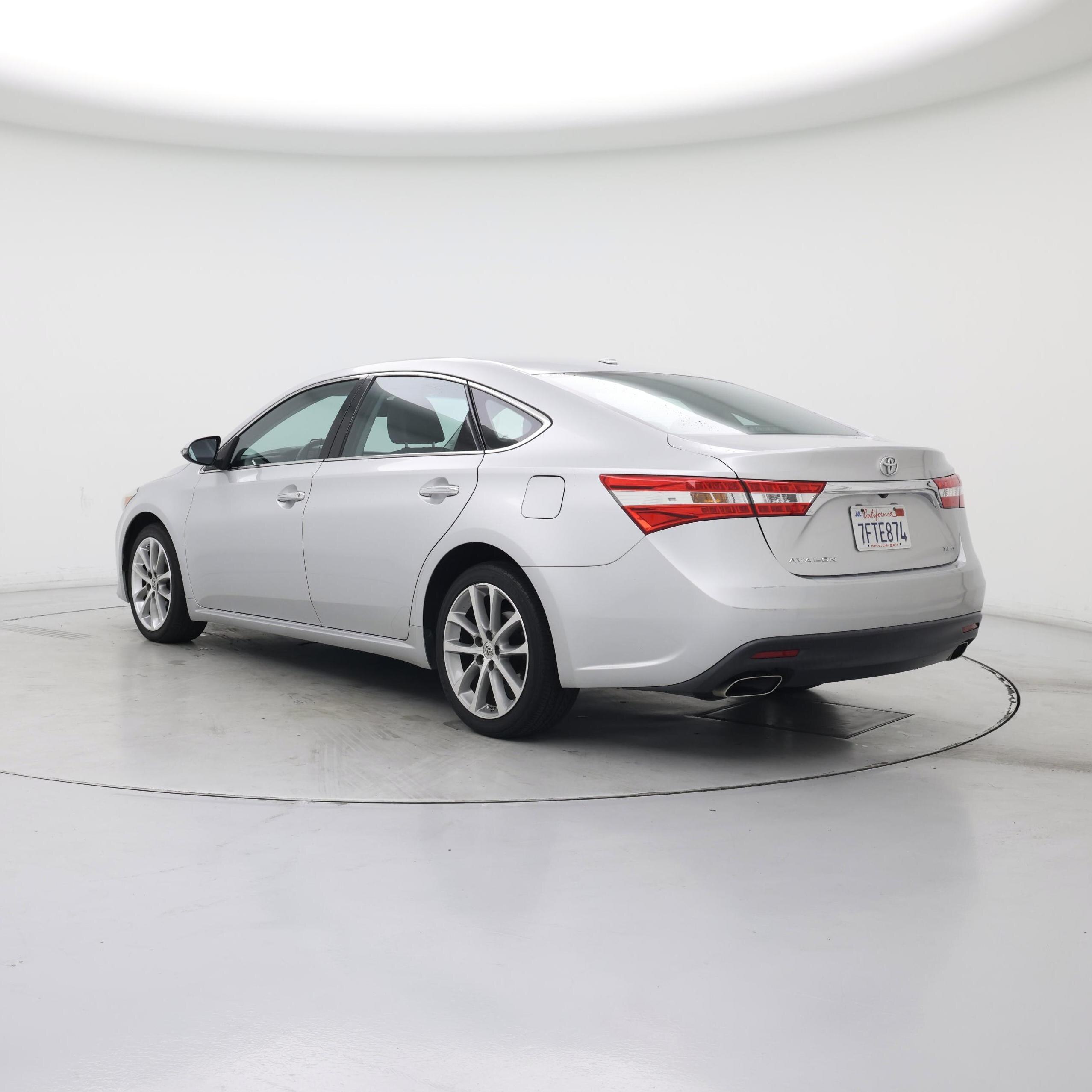 Thumbnail: 2014 Toyota Avalon - 2