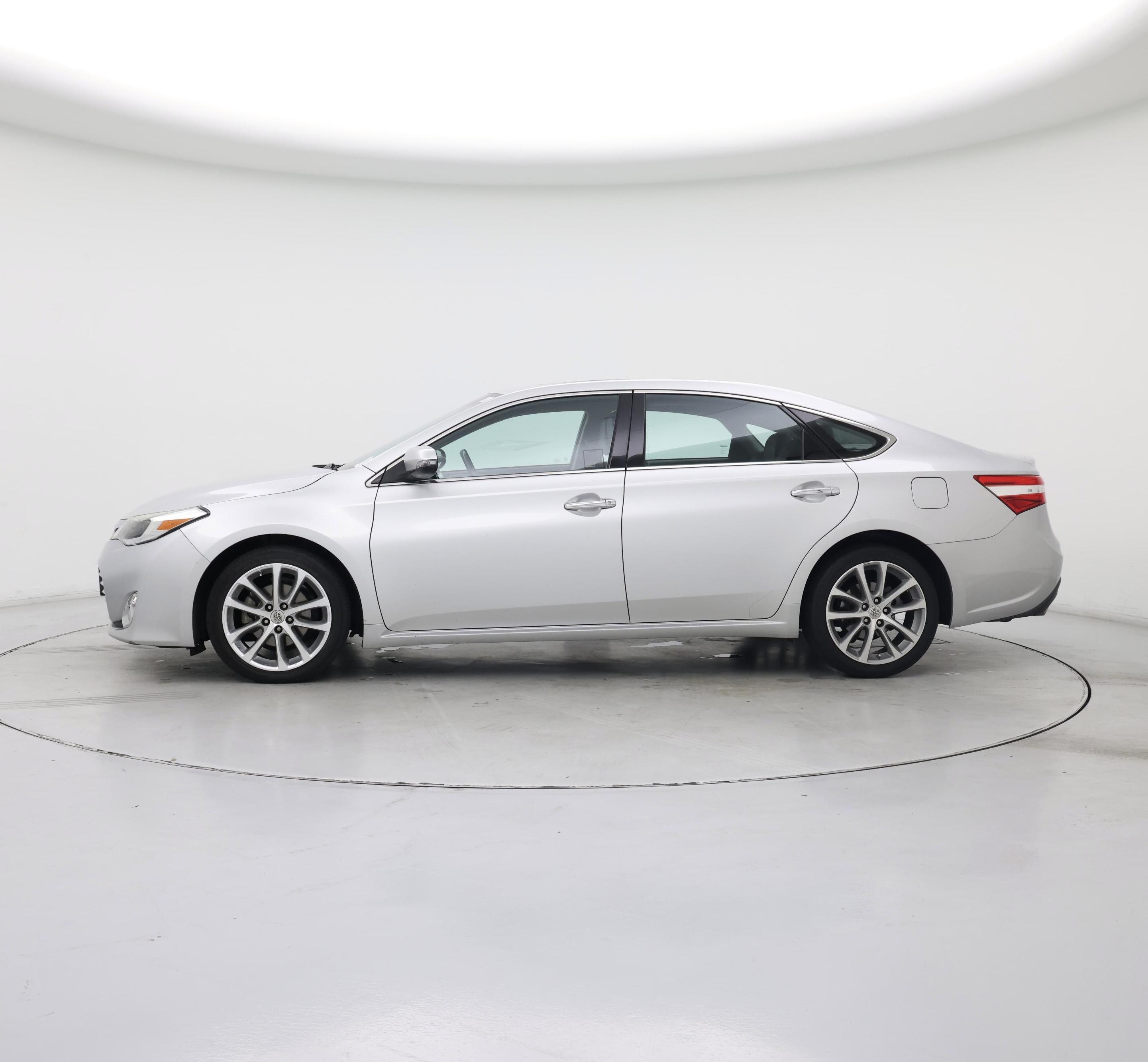 Thumbnail: 2014 Toyota Avalon - 3