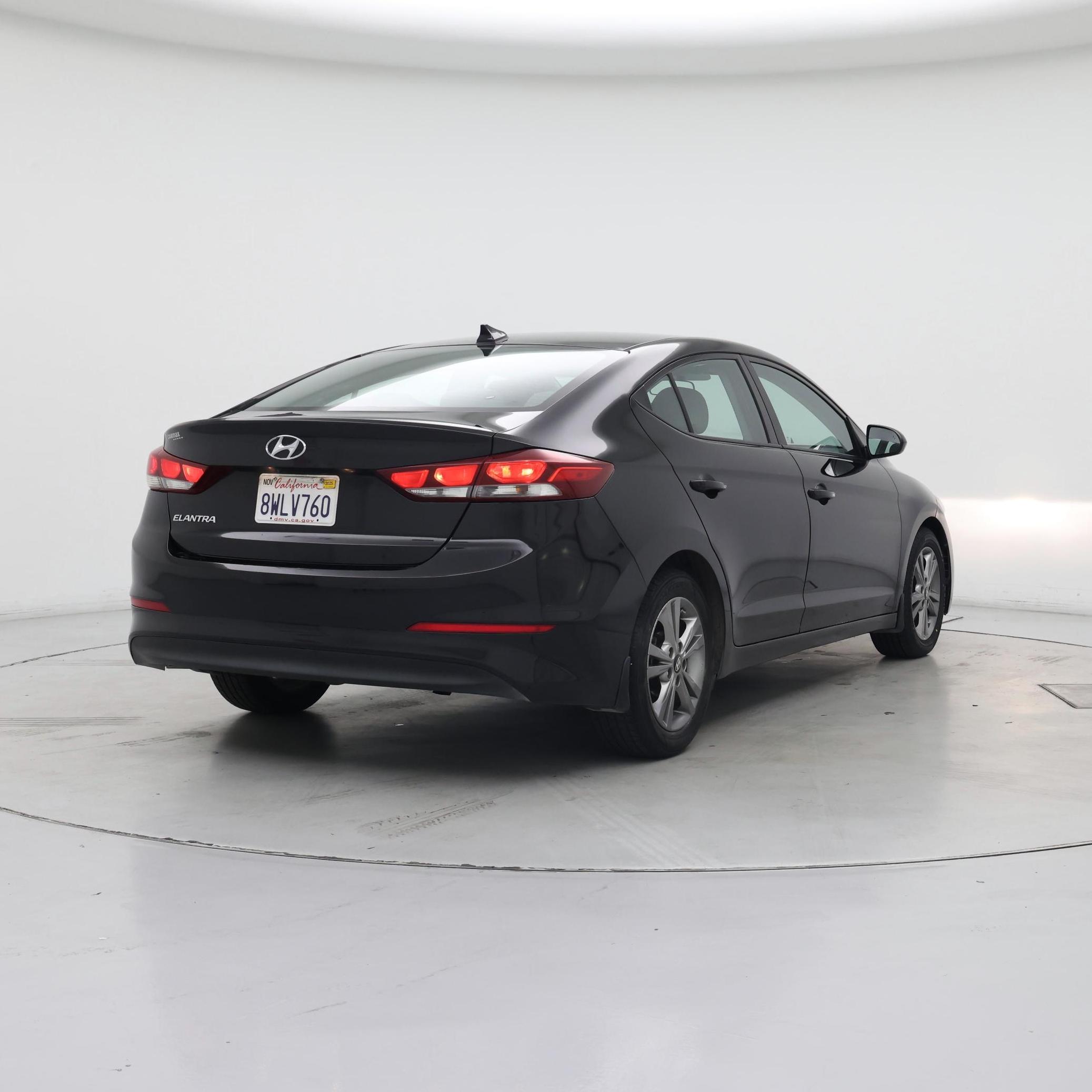 Thumbnail: 2018 Hyundai Elantra - 8
