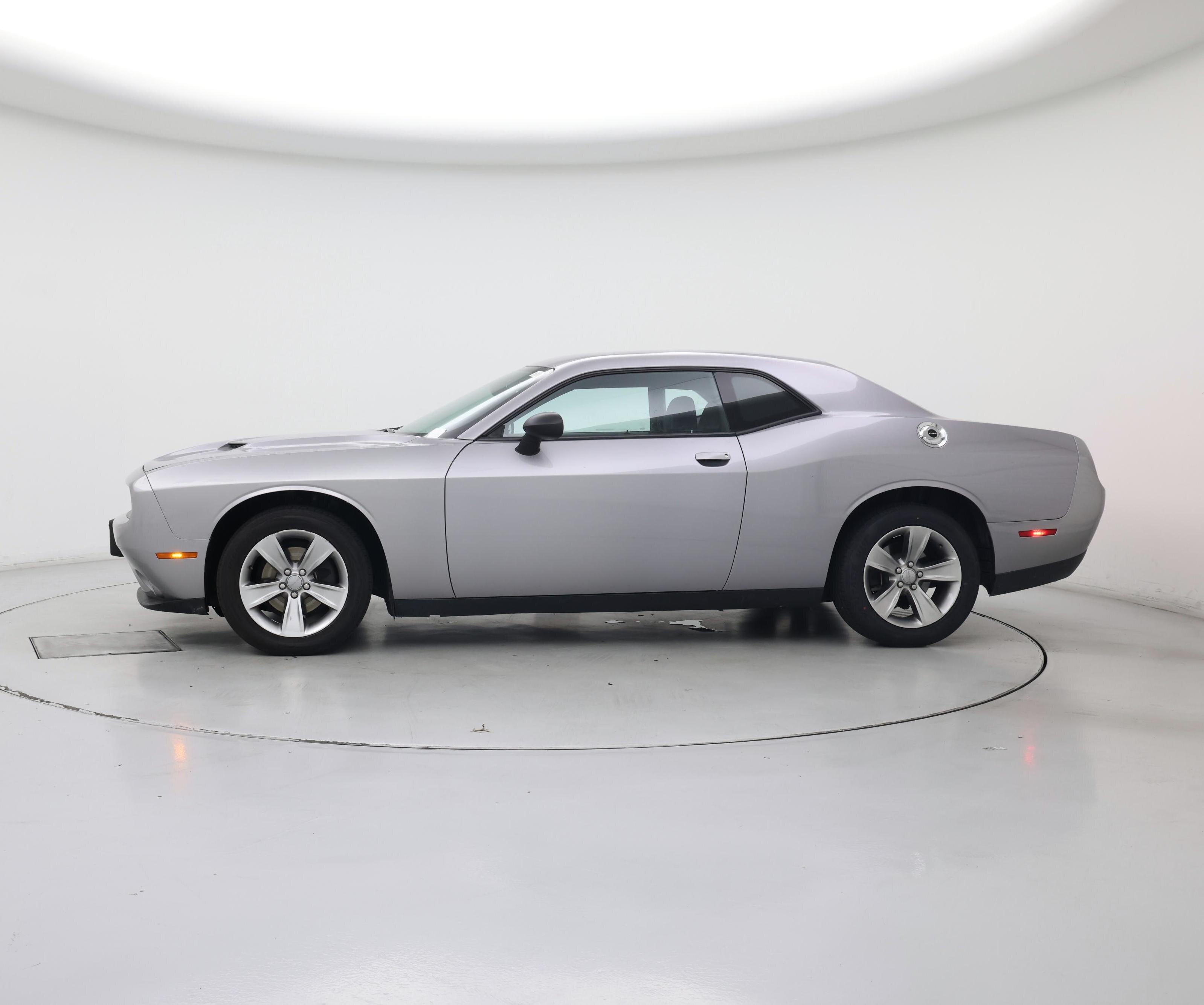 Thumbnail: 2016 Dodge Challenger - 3