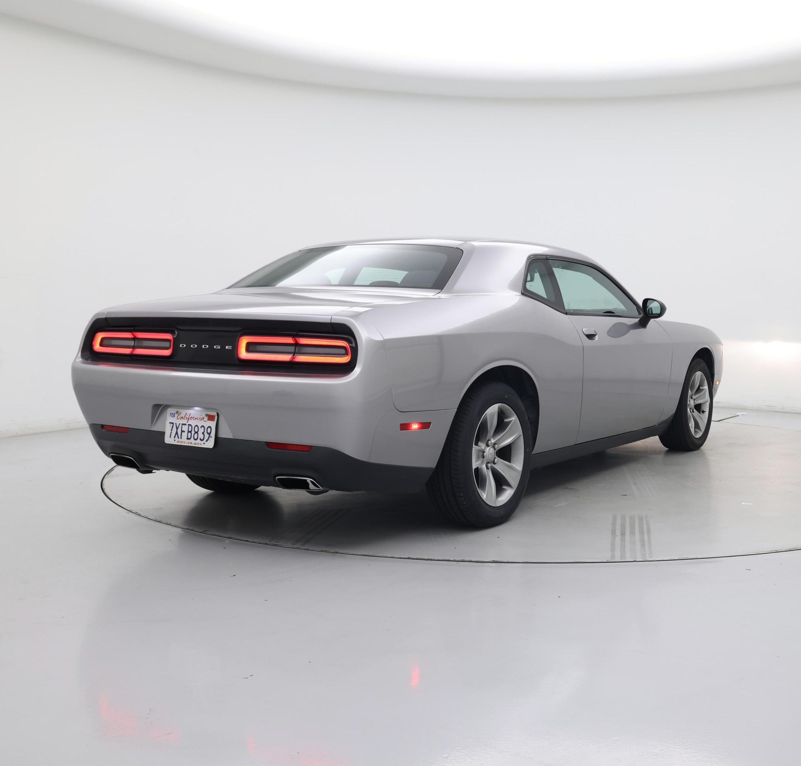 Thumbnail: 2016 Dodge Challenger - 8