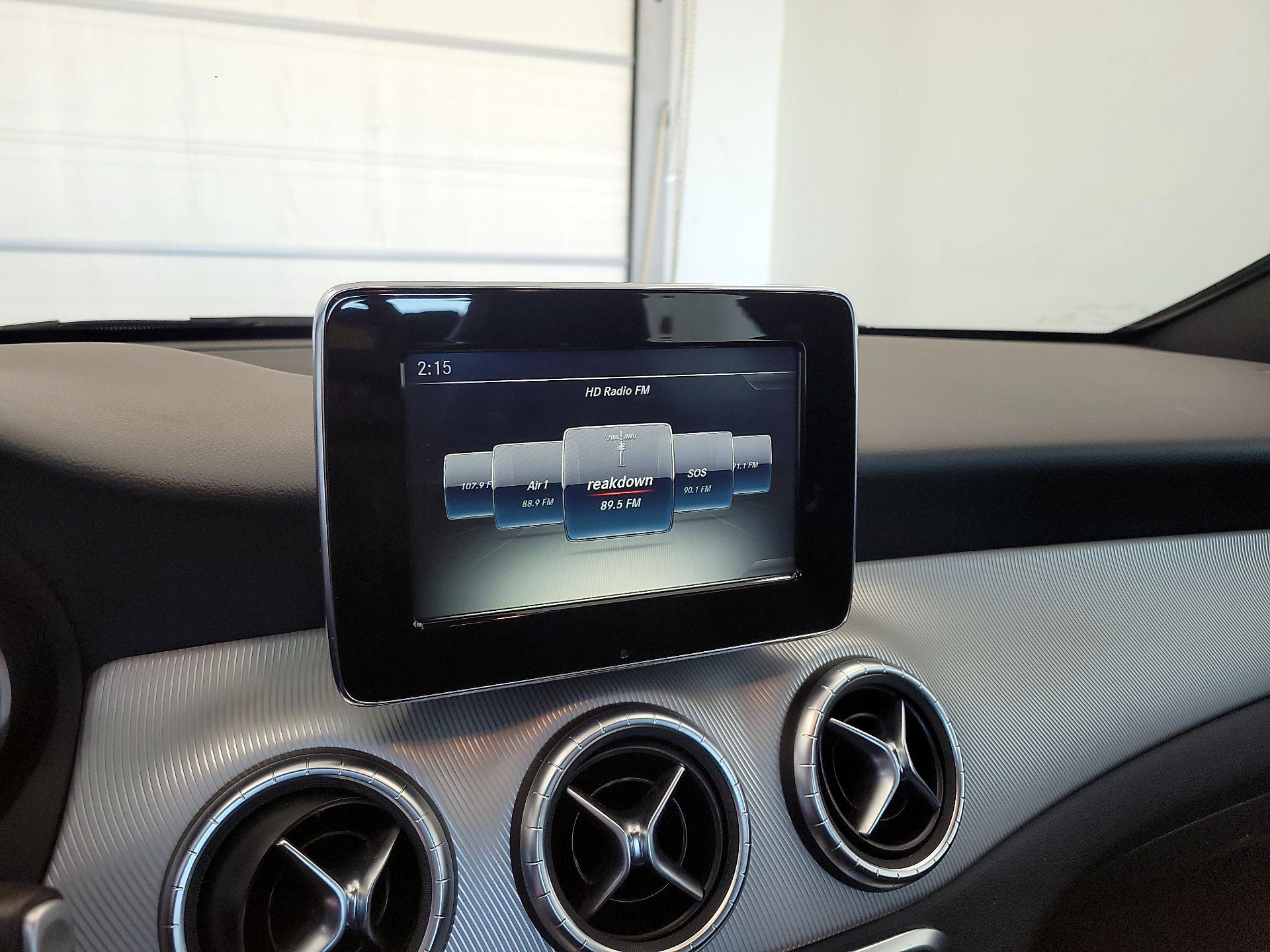 Thumbnail: 2015 Mercedes-Benz CLA - 14