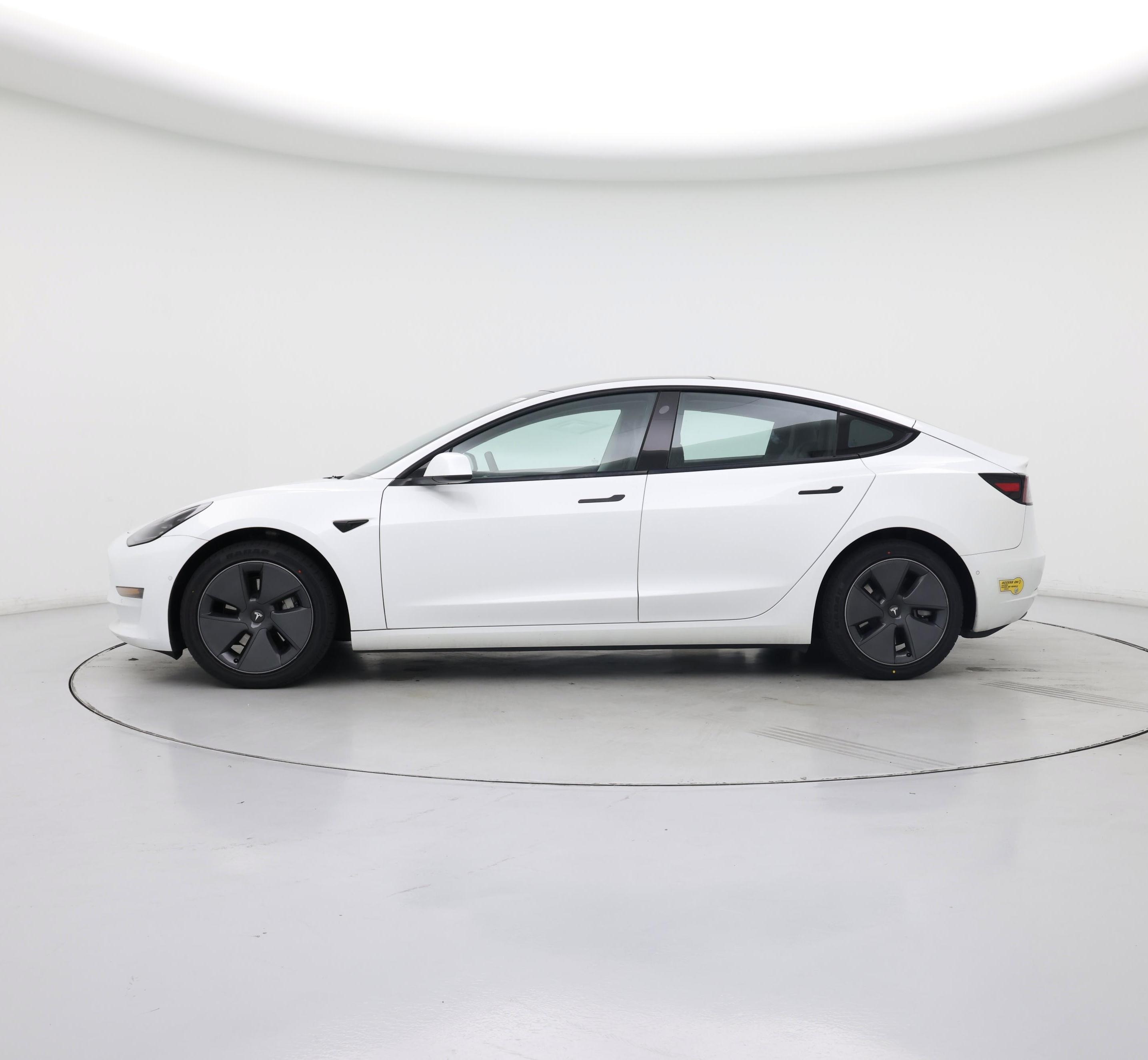 Thumbnail: 2022 Tesla Model 3 - 3