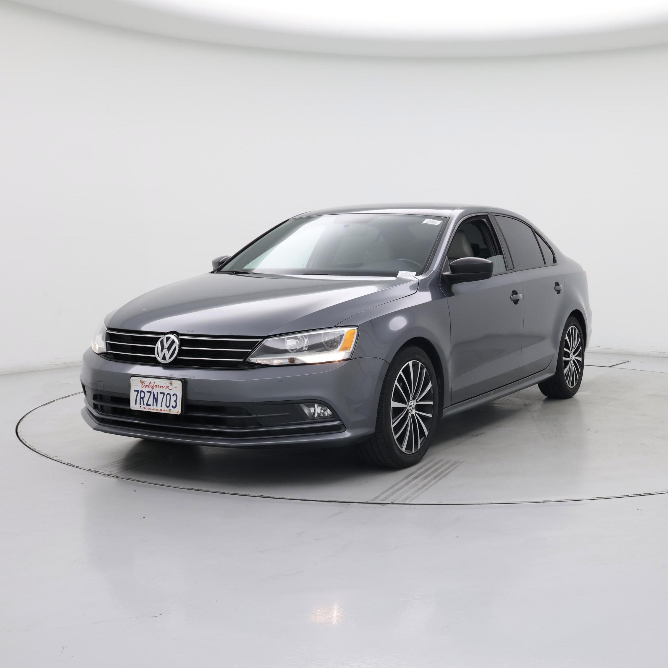 Thumbnail: 2016 Volkswagen Jetta - 4
