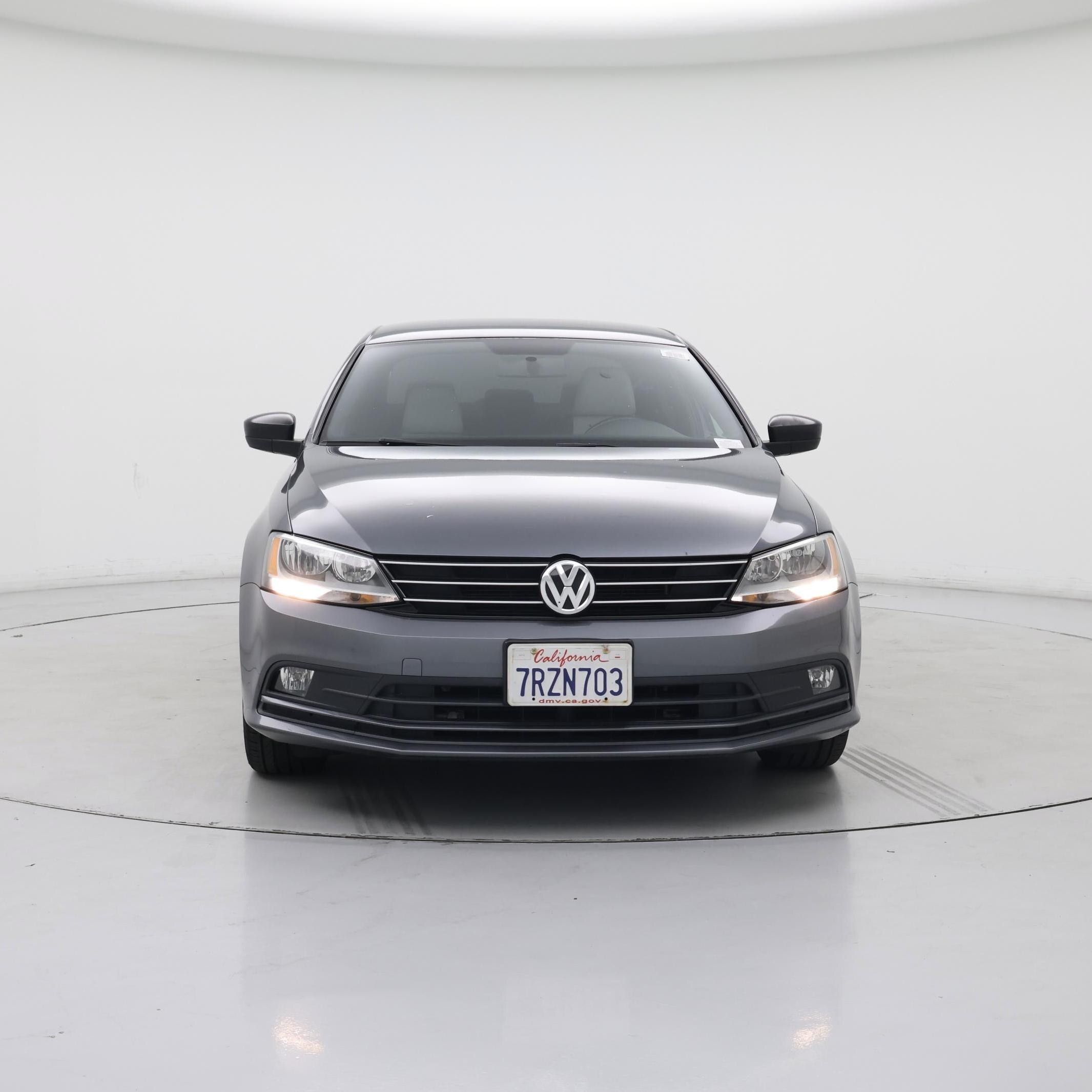 Thumbnail: 2016 Volkswagen Jetta - 5