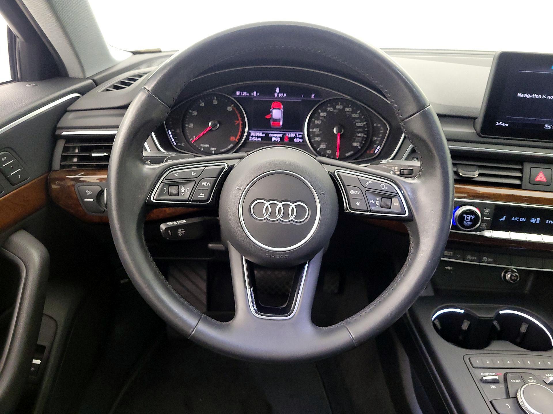 Thumbnail: 2019 Audi A4 - 10