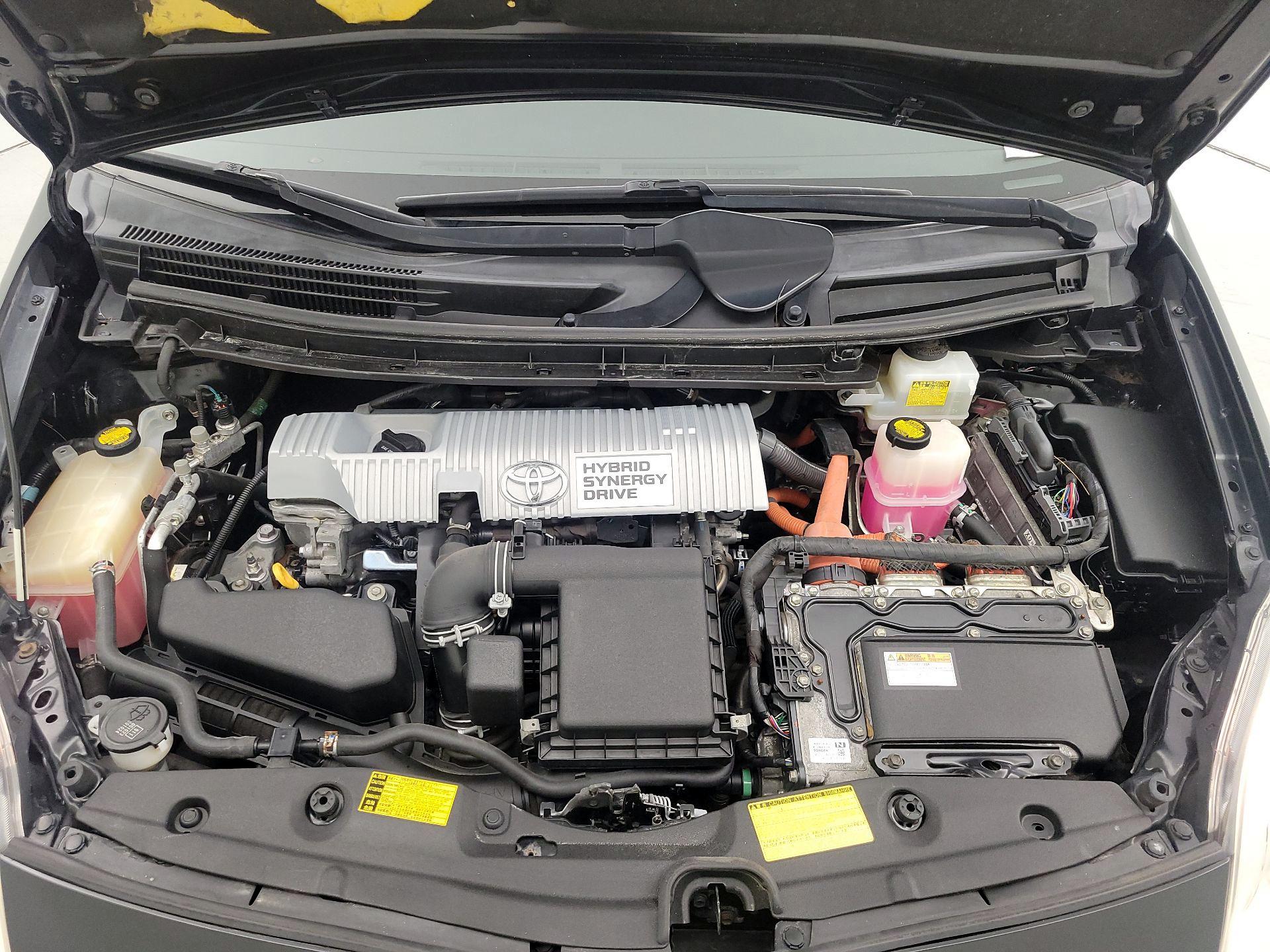 Thumbnail: 2014 Toyota Prius - 19
