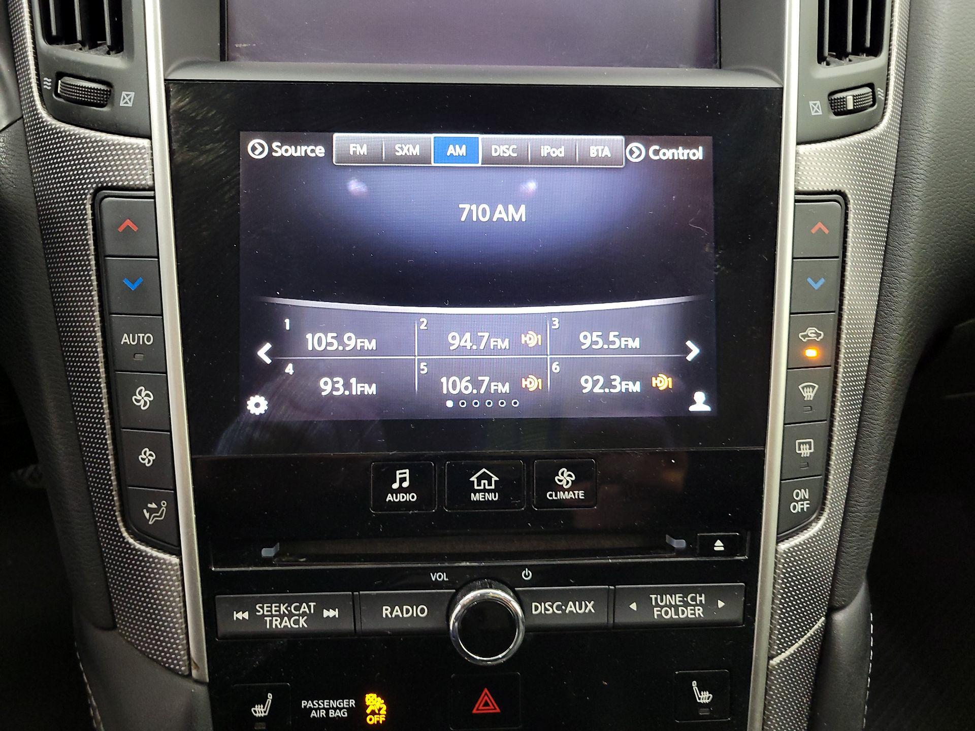 Thumbnail: 2016 INFINITI Q50 - 16