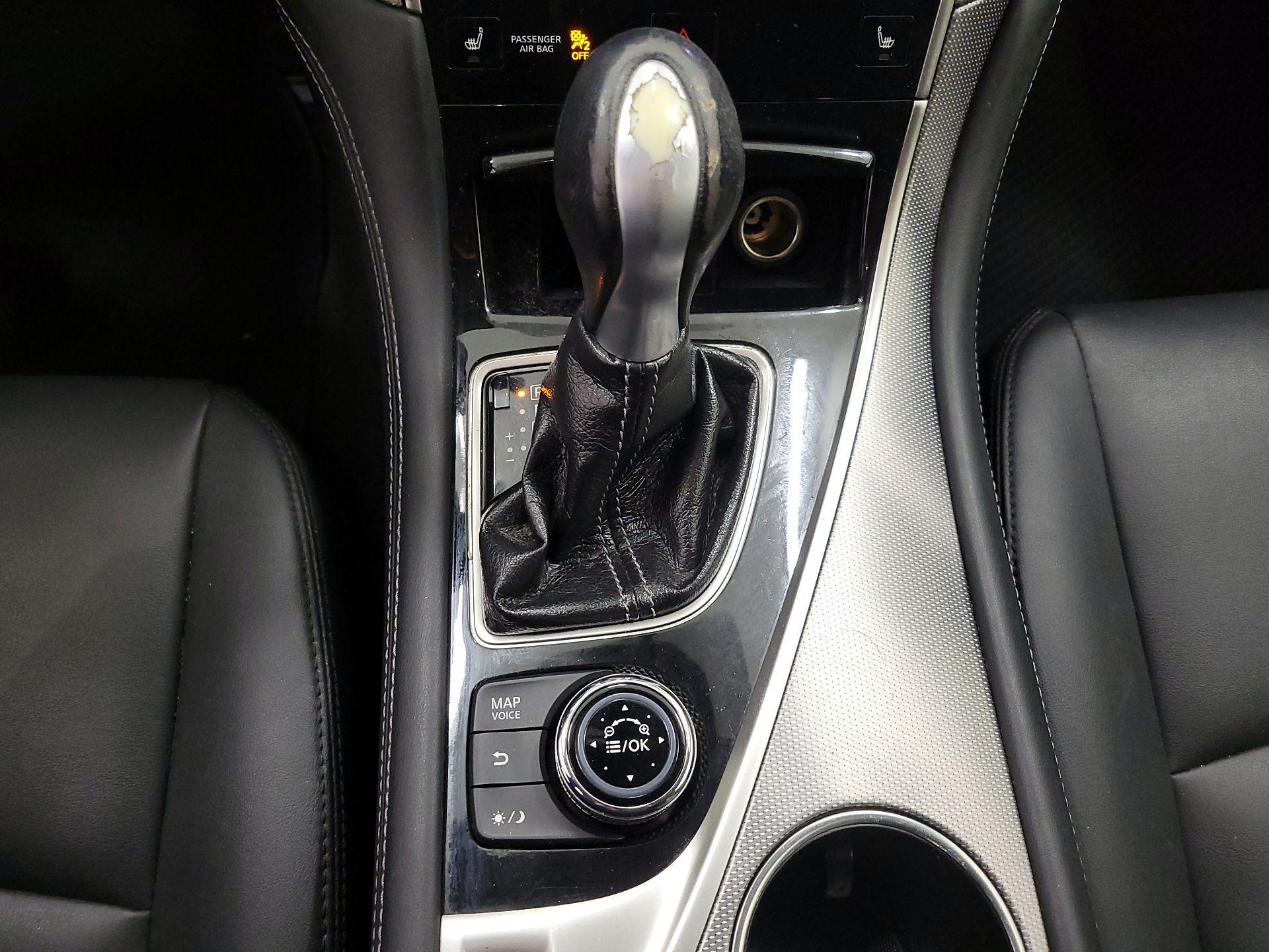 Thumbnail: 2016 INFINITI Q50 - 18