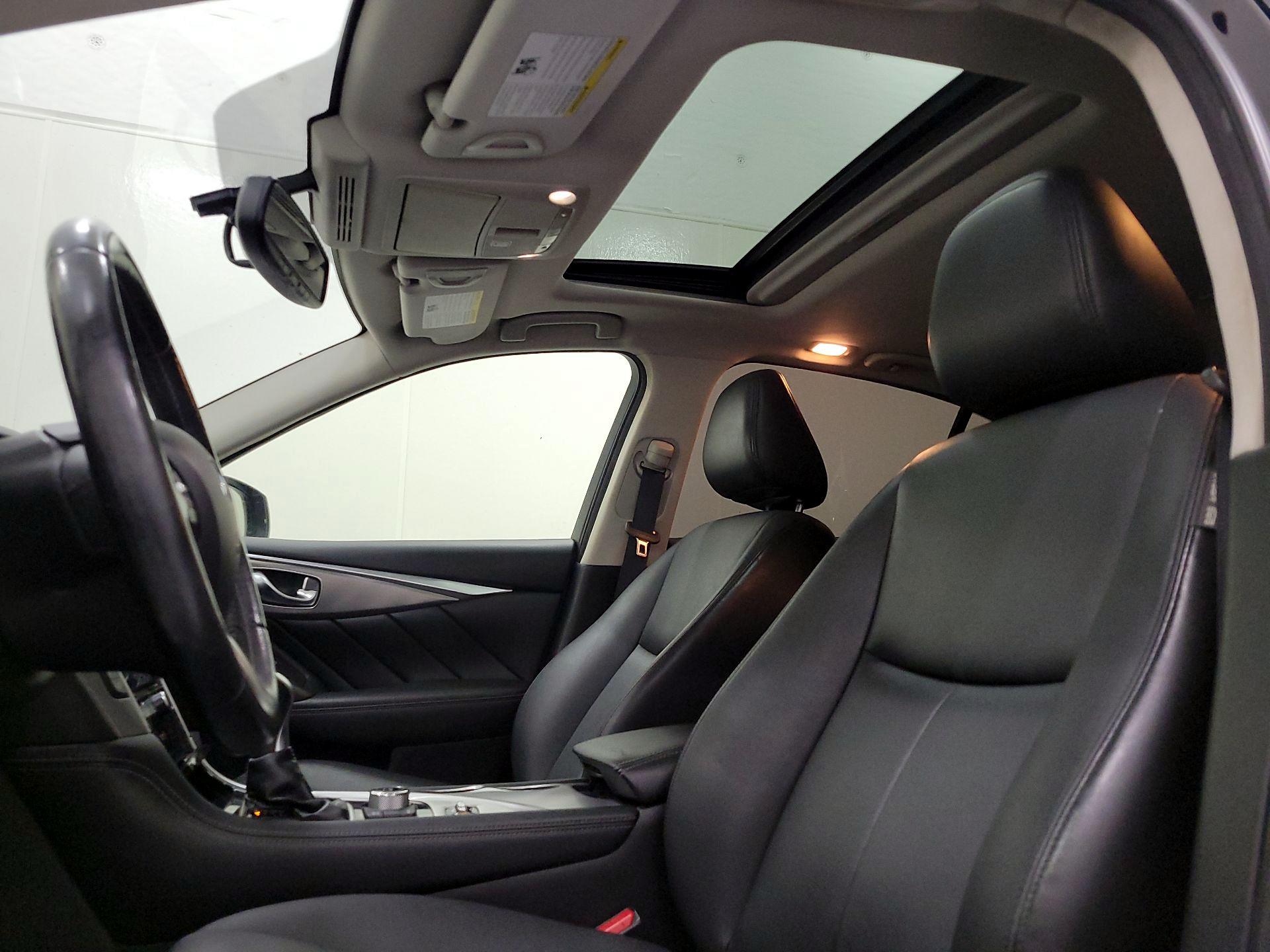 Thumbnail: 2016 INFINITI Q50 - 20