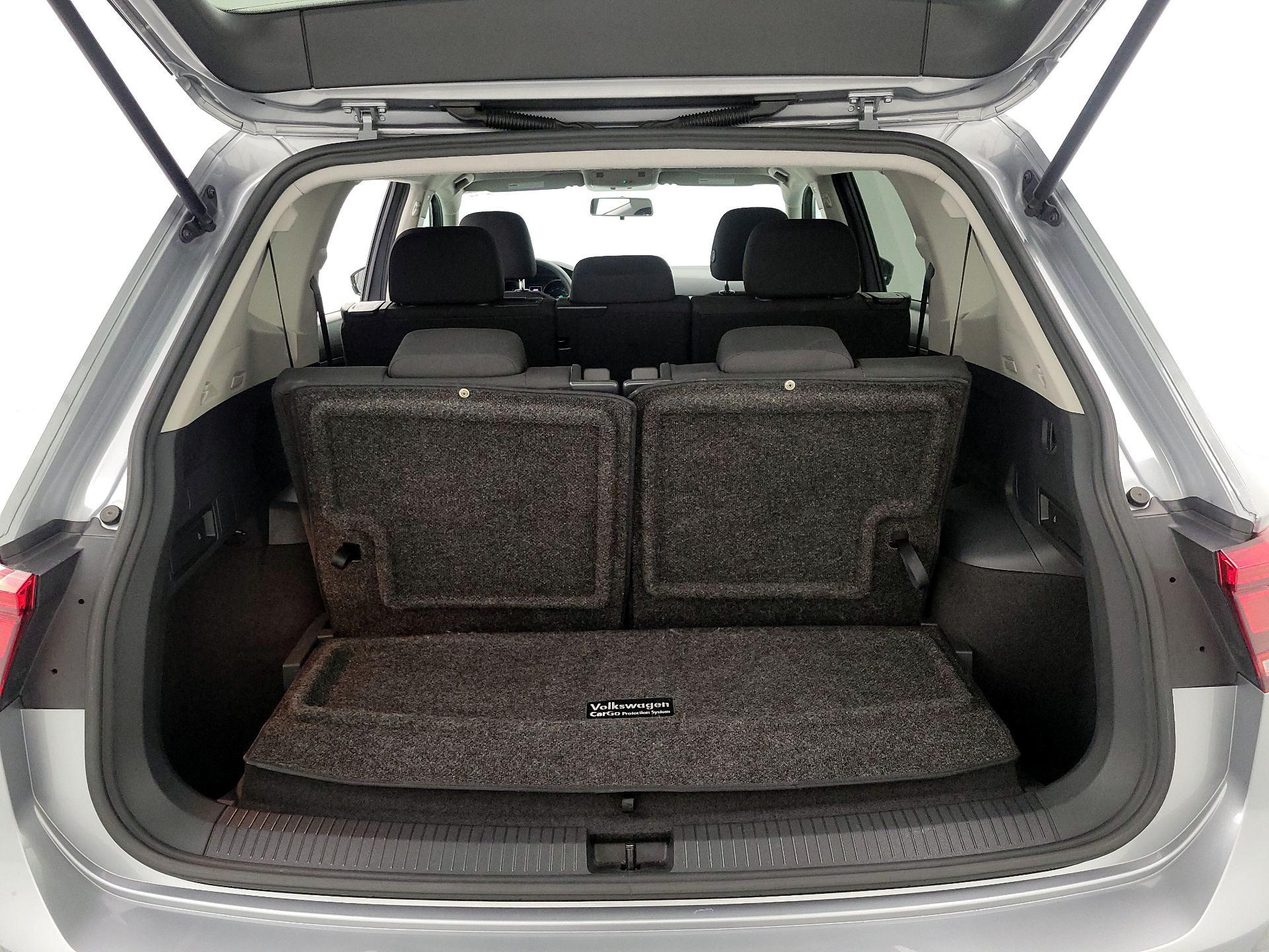 Thumbnail: 2021 Volkswagen Tiguan - 19