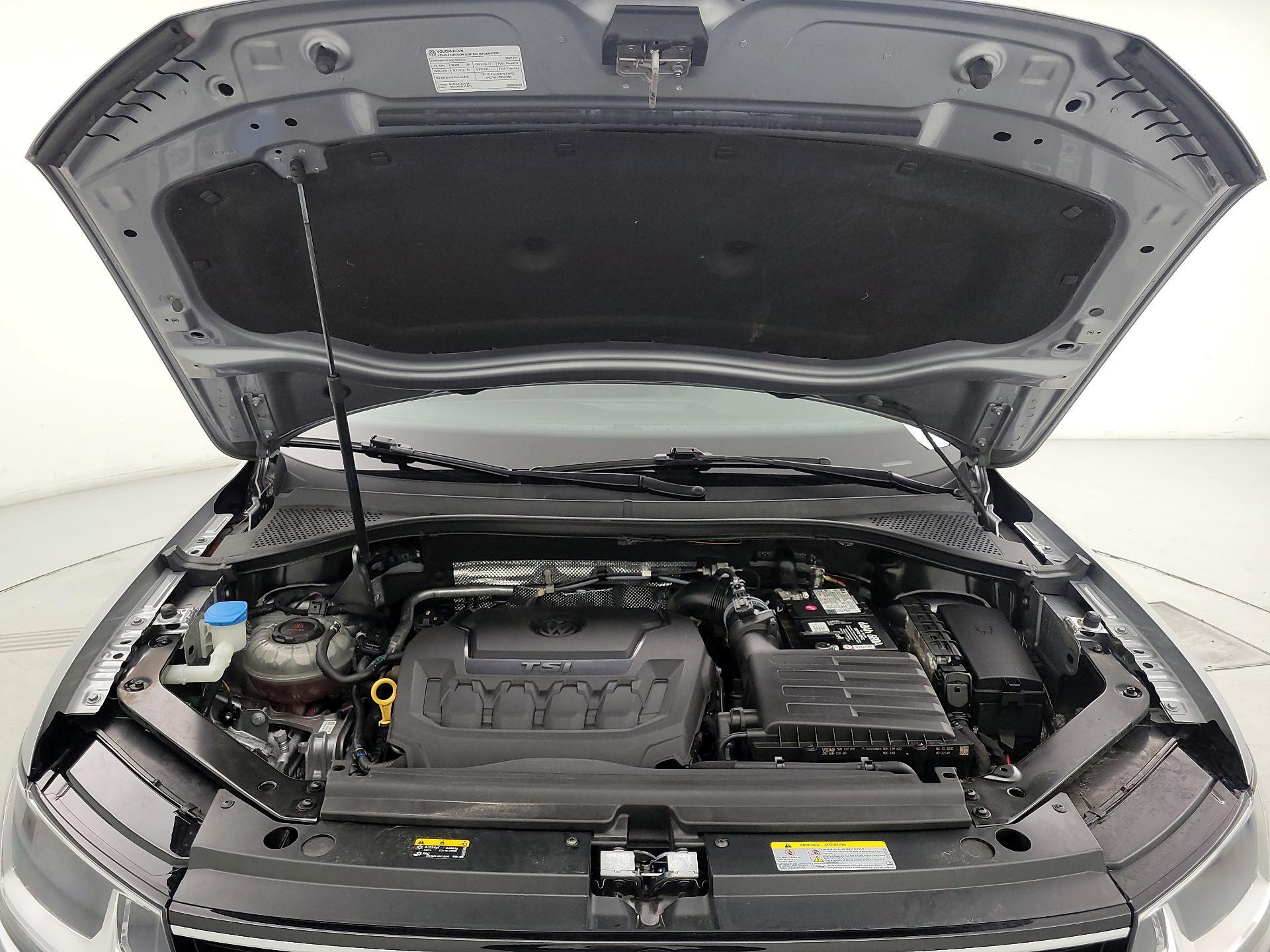 Thumbnail: 2021 Volkswagen Tiguan - 20