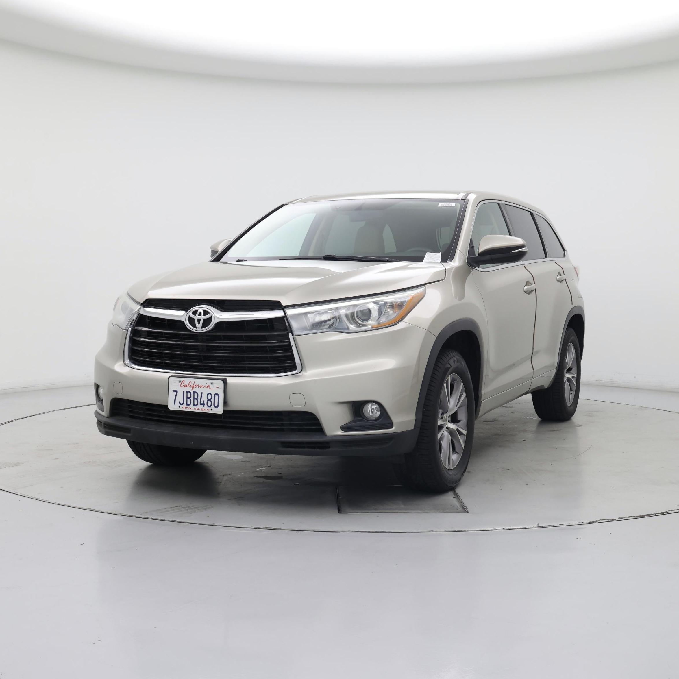 Thumbnail: 2015 Toyota Highlander - 4