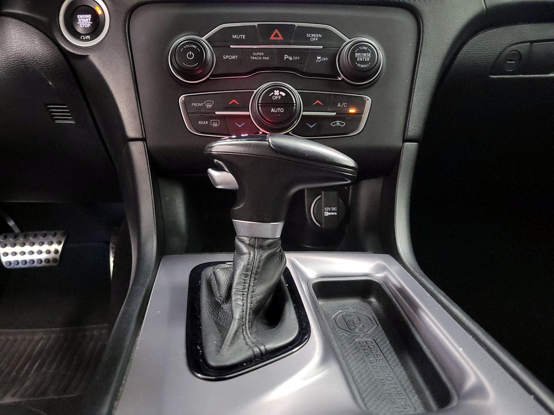 Thumbnail: 2020 Dodge Charger - 18
