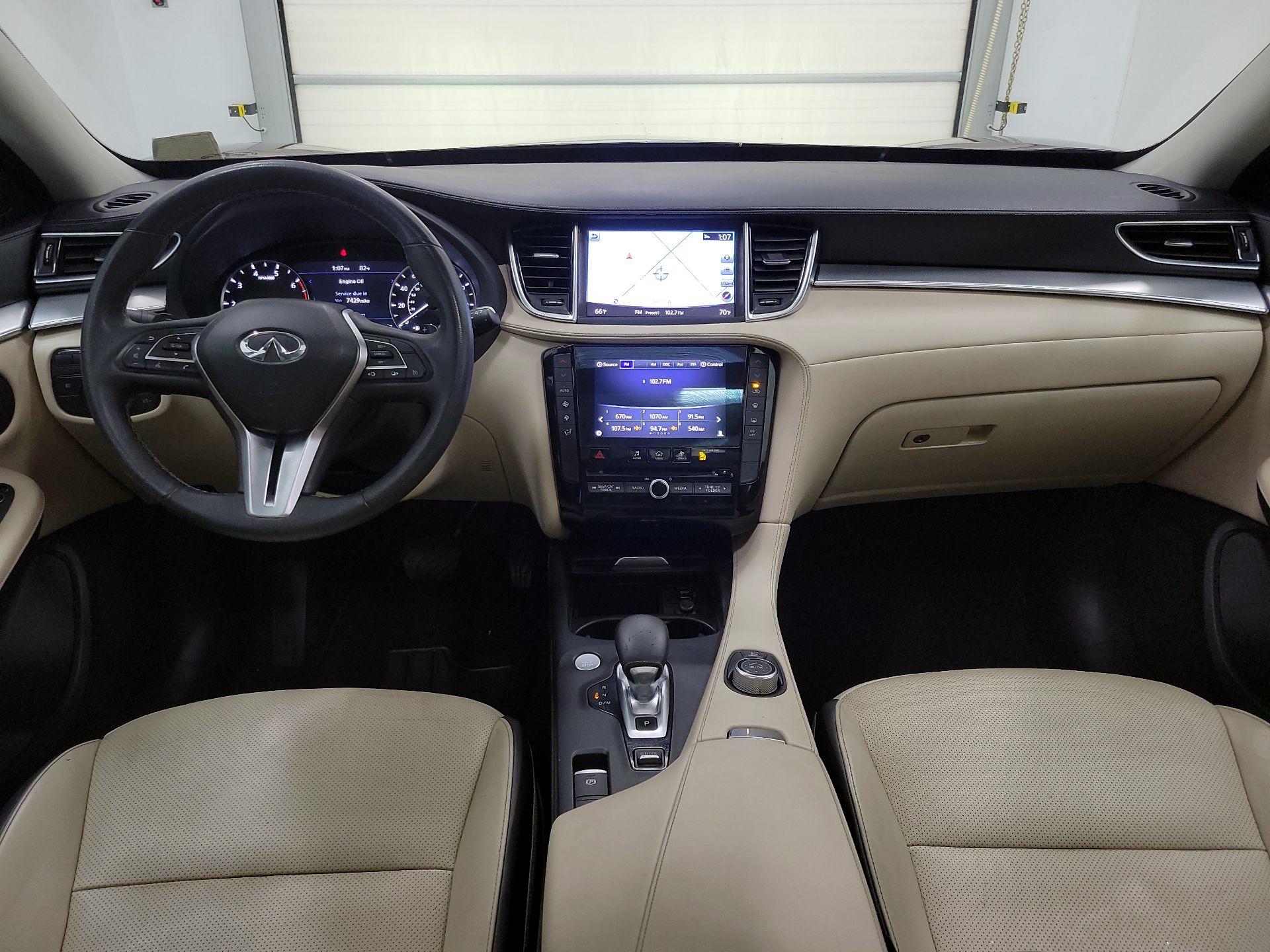 Thumbnail: 2019 INFINITI QX50 - 9