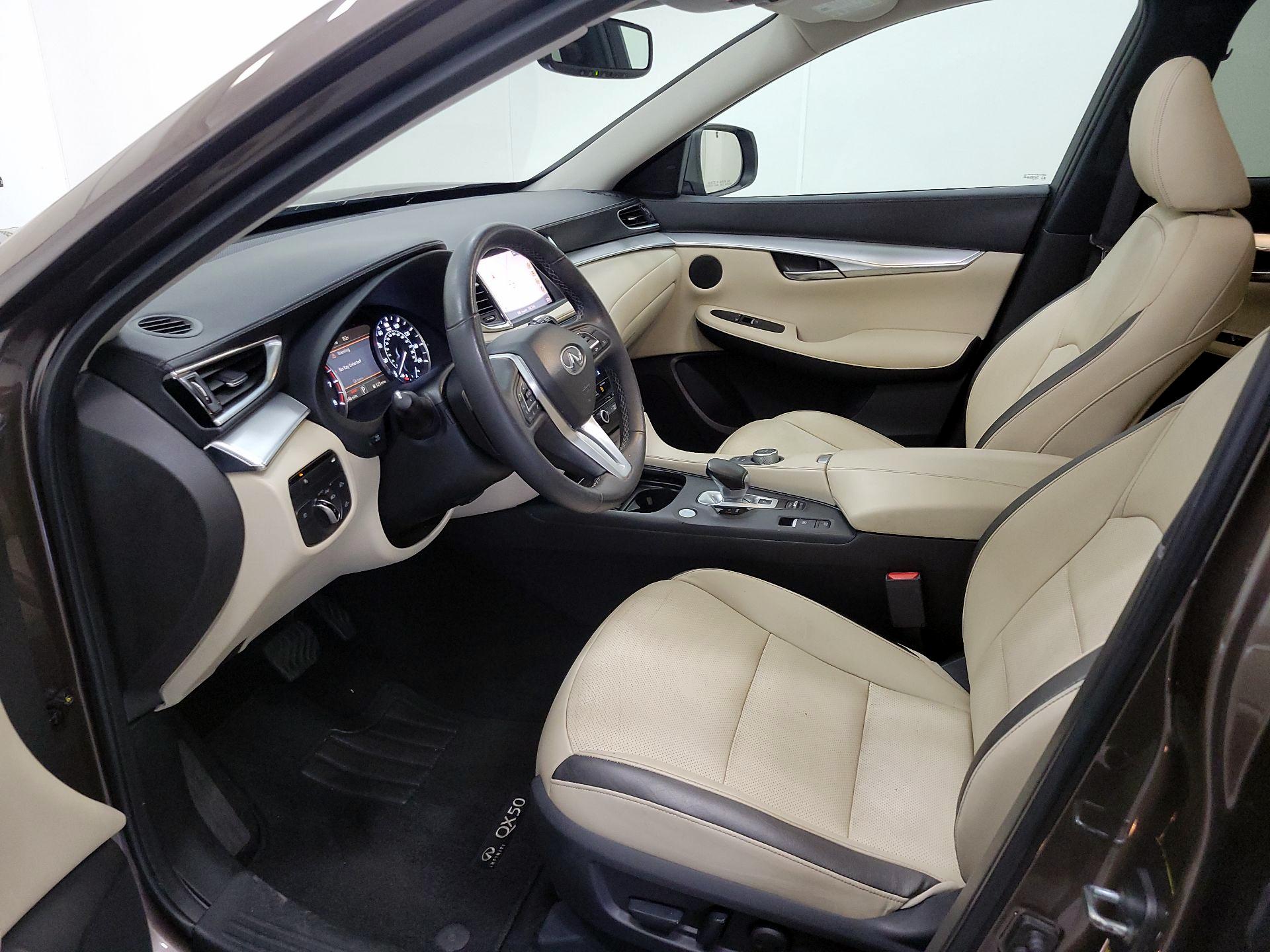 Thumbnail: 2019 INFINITI QX50 - 11