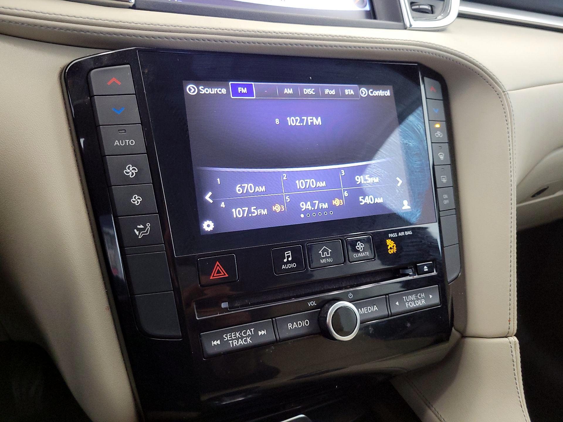 Thumbnail: 2019 INFINITI QX50 - 16