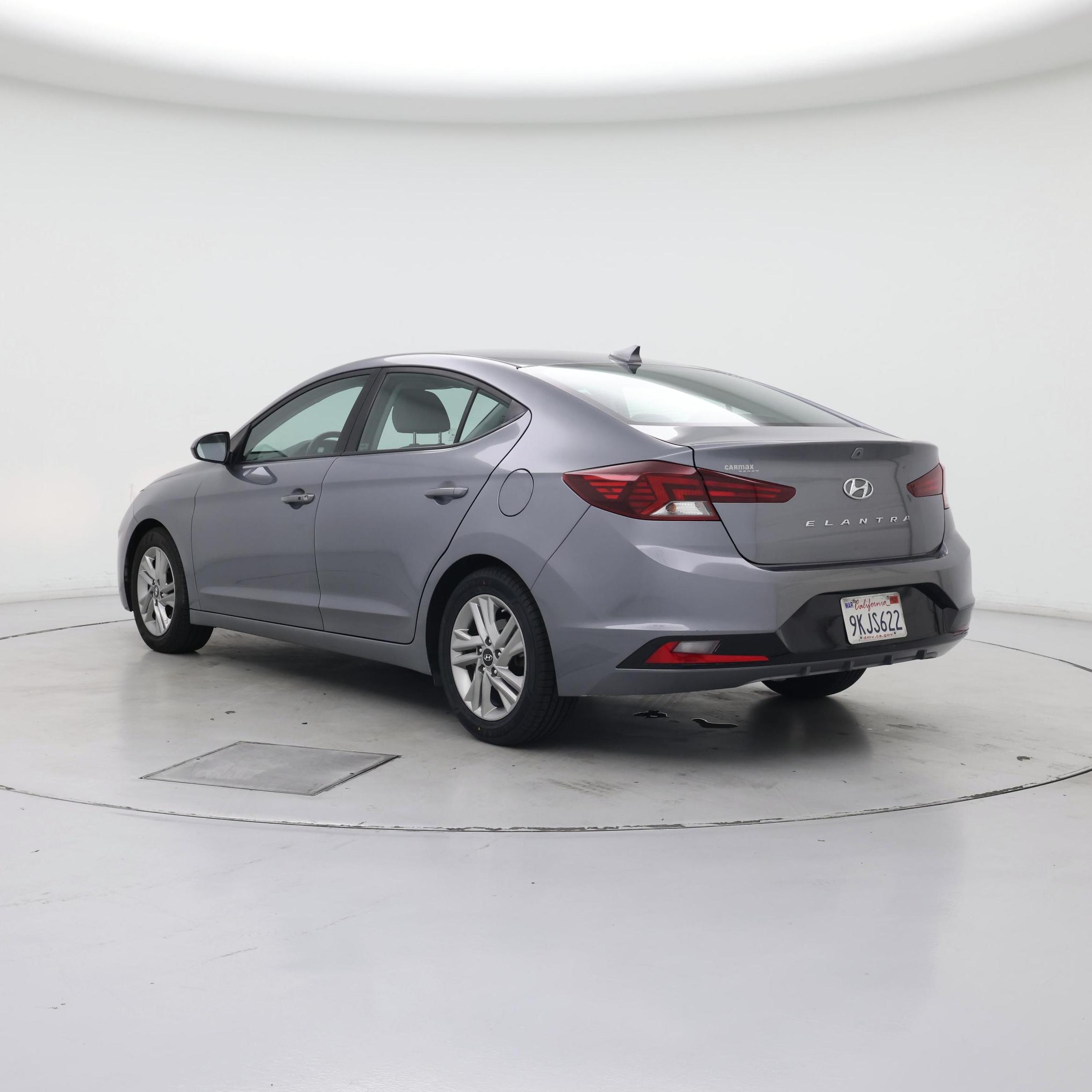 Thumbnail: 2019 Hyundai Elantra - 2