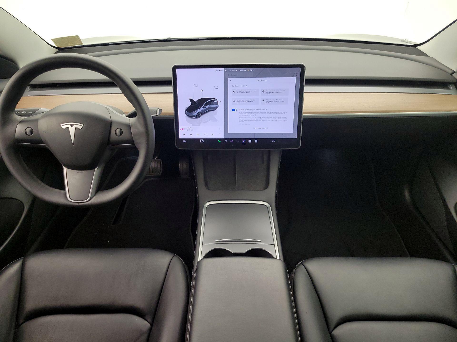 Thumbnail: 2022 Tesla Model 3 - 9