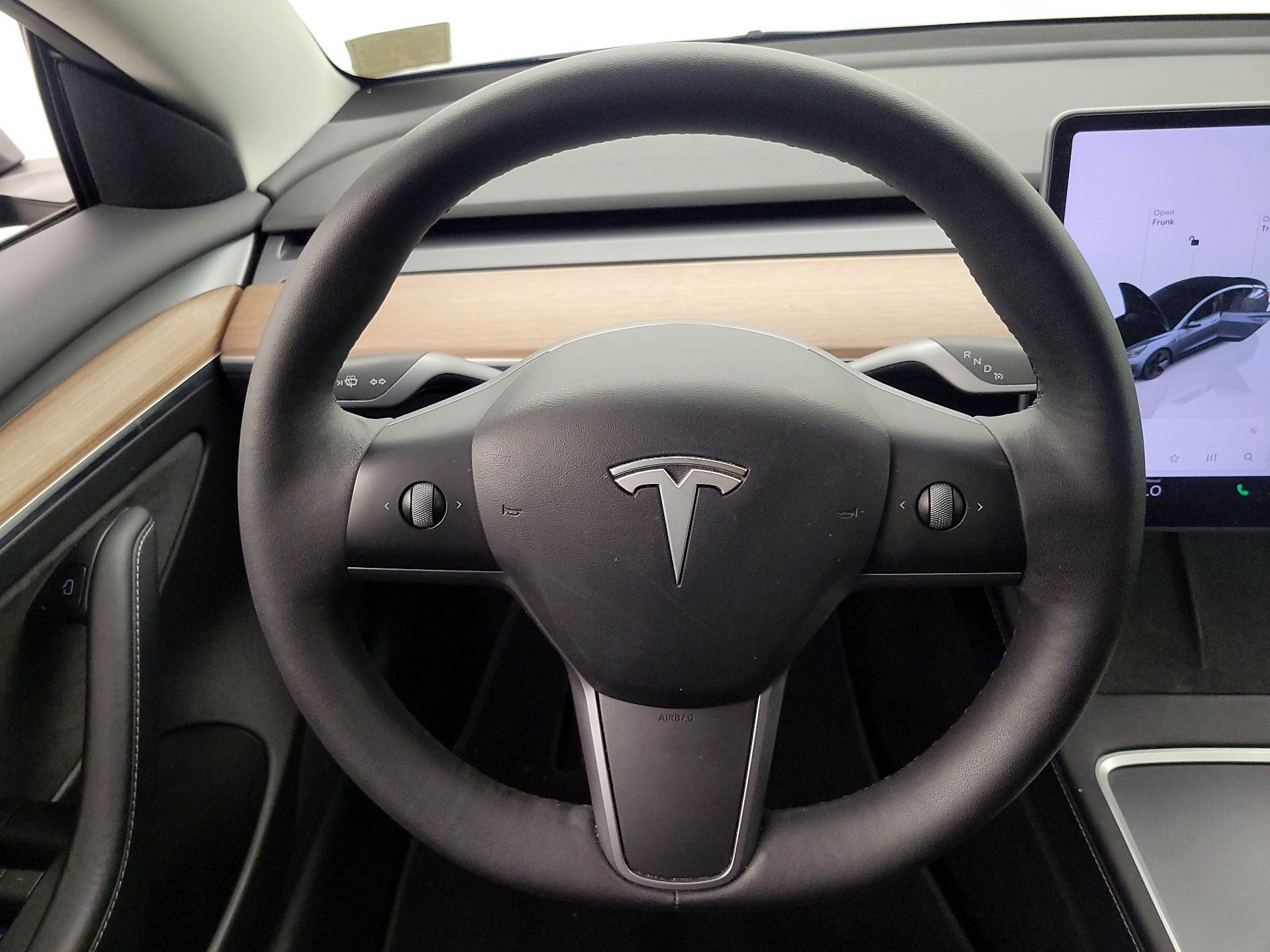 Thumbnail: 2022 Tesla Model 3 - 10