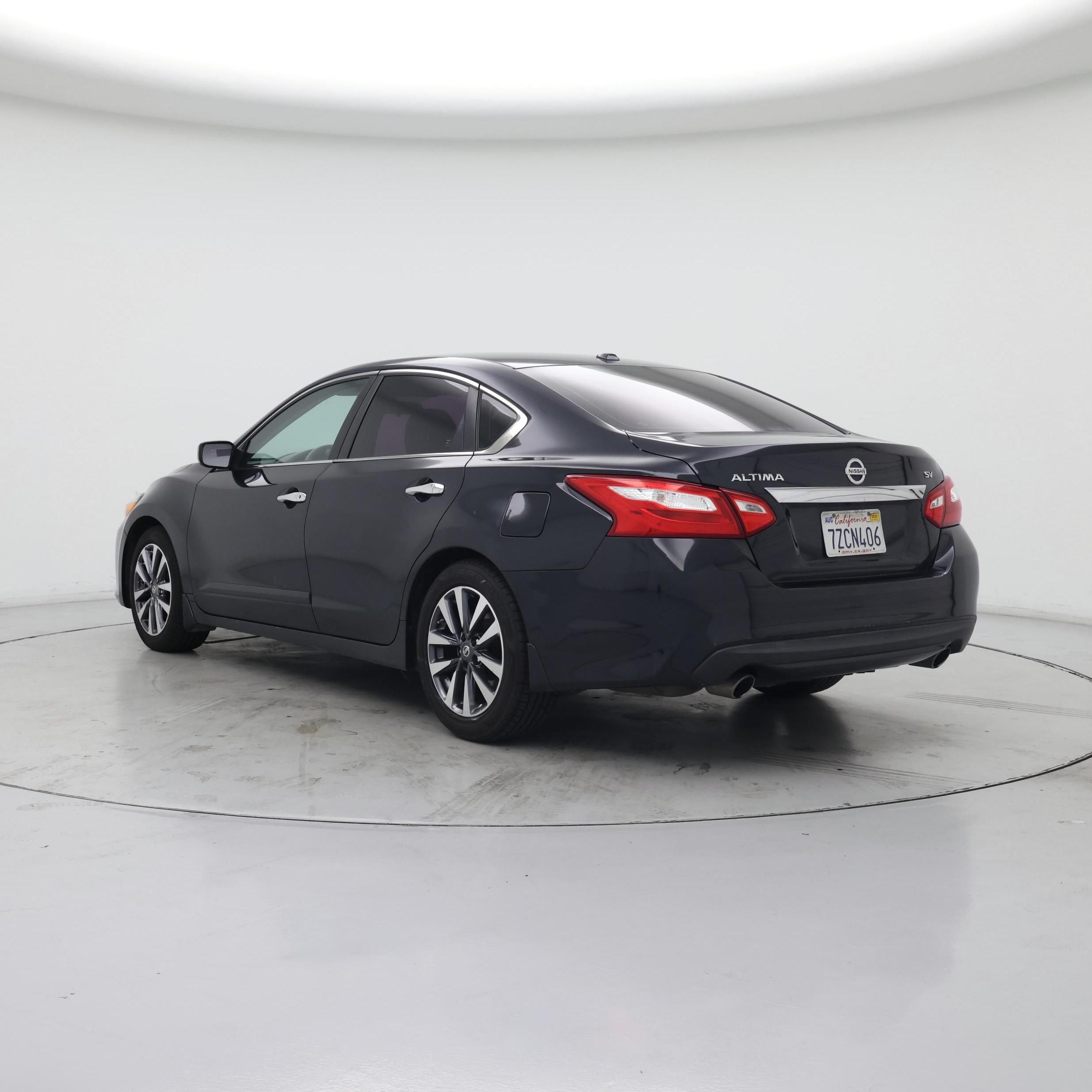 Thumbnail: 2017 Nissan Altima - 2