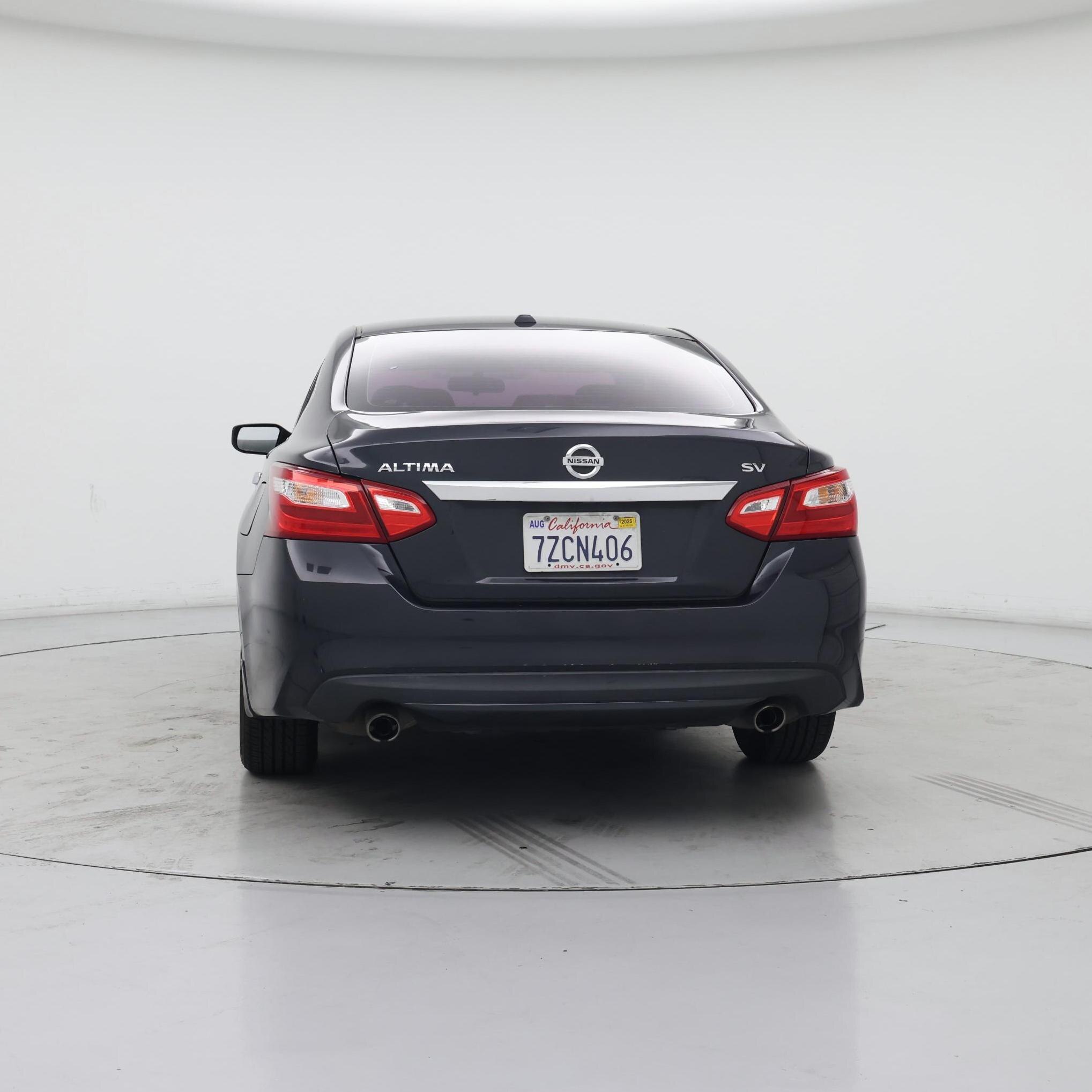 Thumbnail: 2017 Nissan Altima - 6