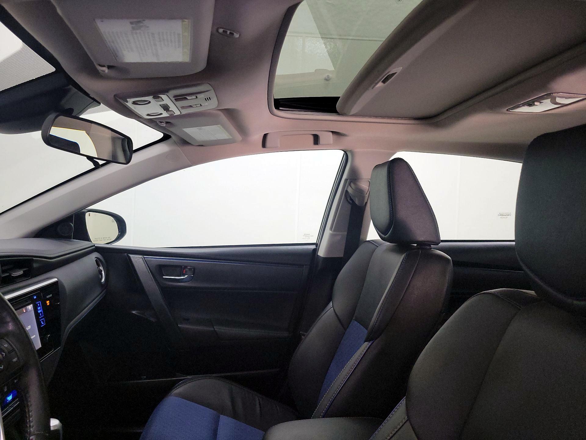 Thumbnail: 2017 Toyota Corolla - 19