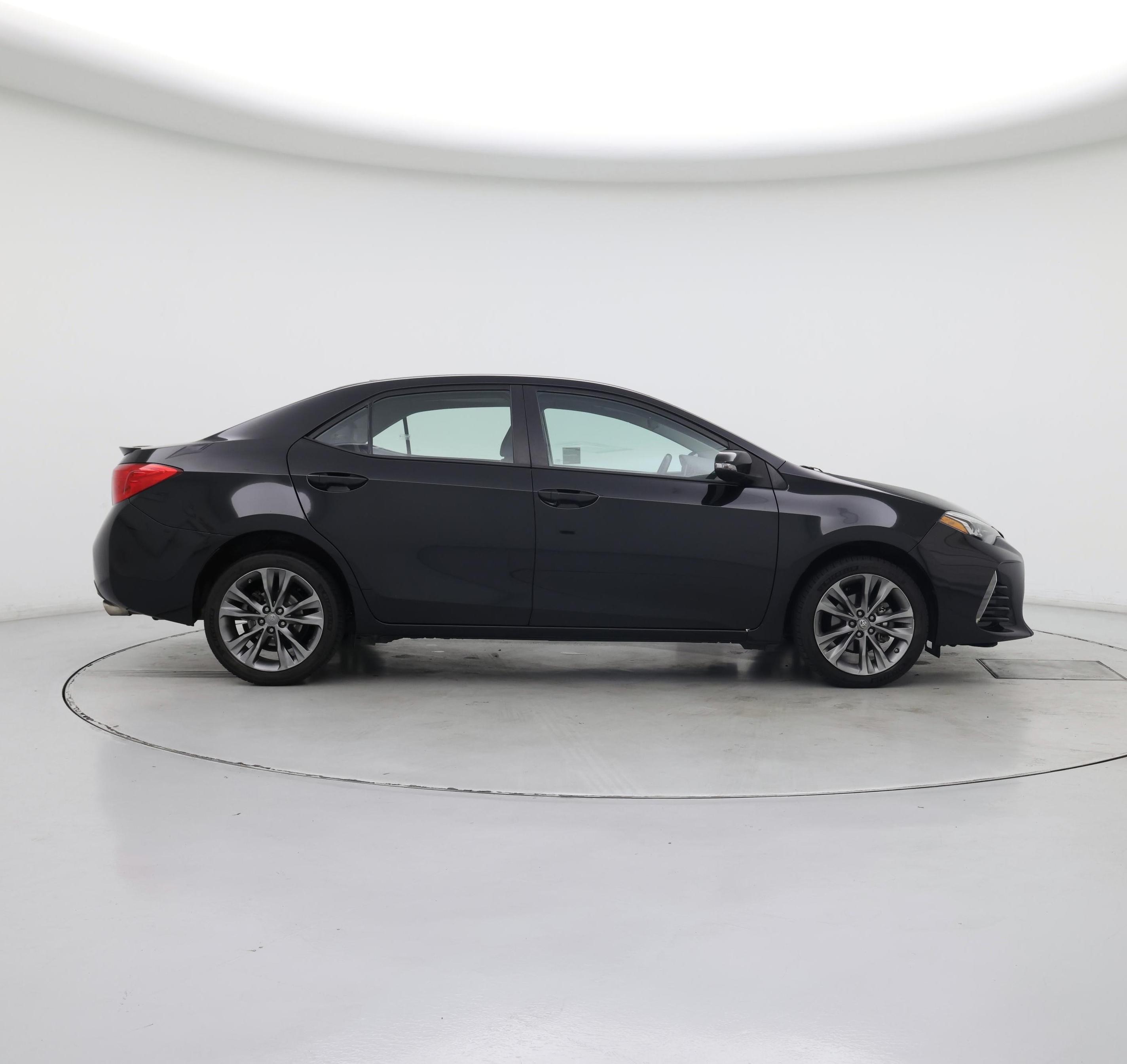 Thumbnail: 2017 Toyota Corolla - 7