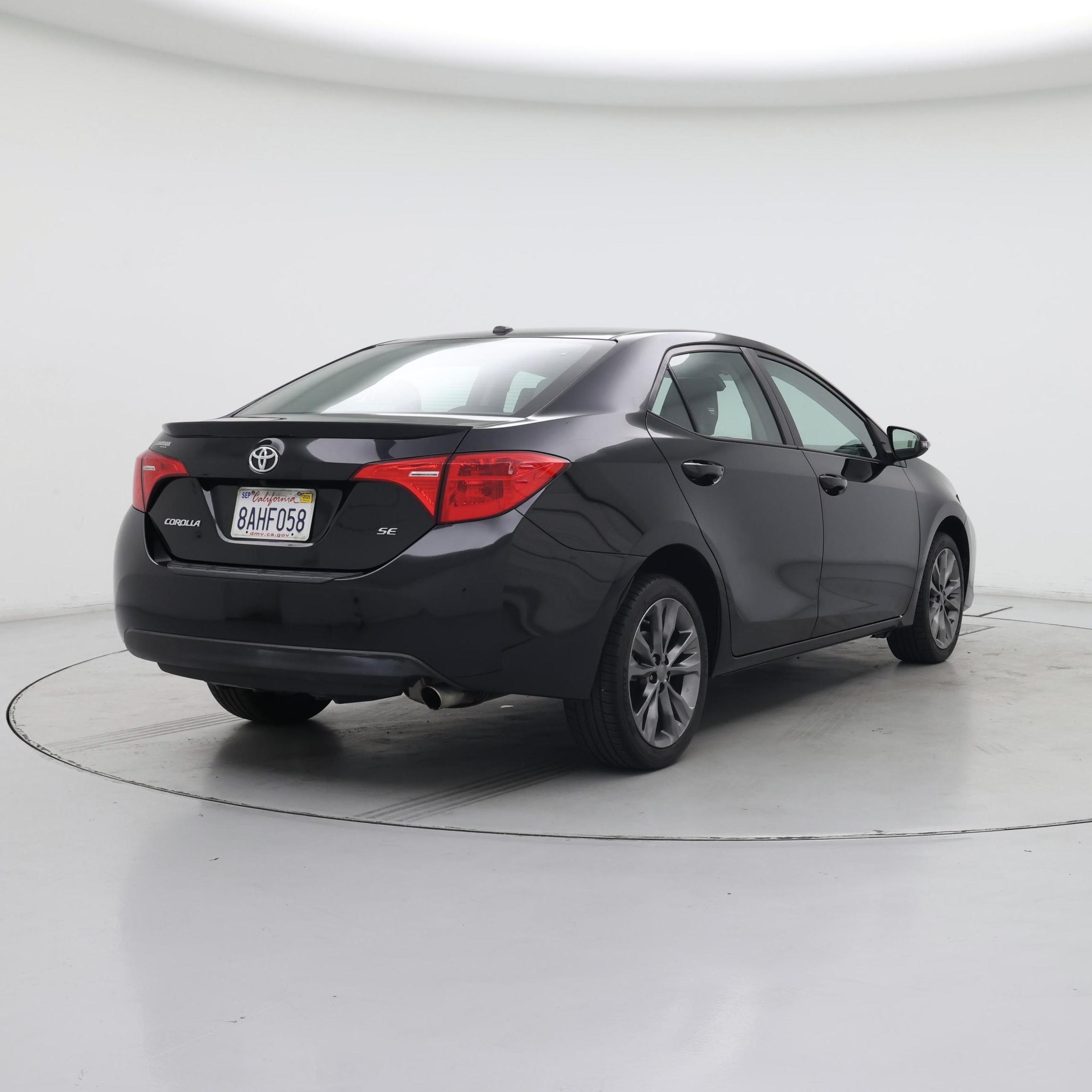 Thumbnail: 2017 Toyota Corolla - 8