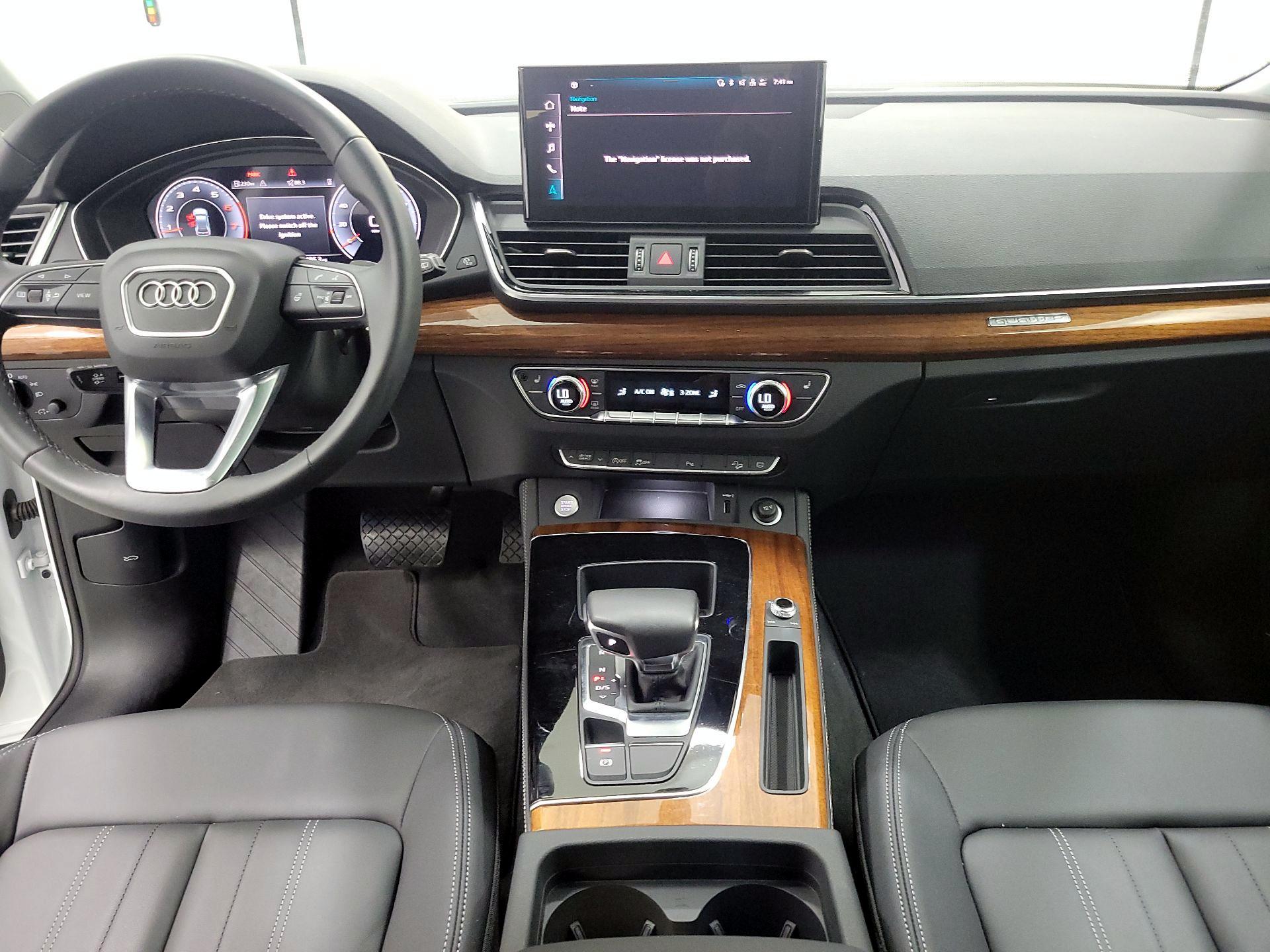 Thumbnail: 2024 Audi Q5 - 9