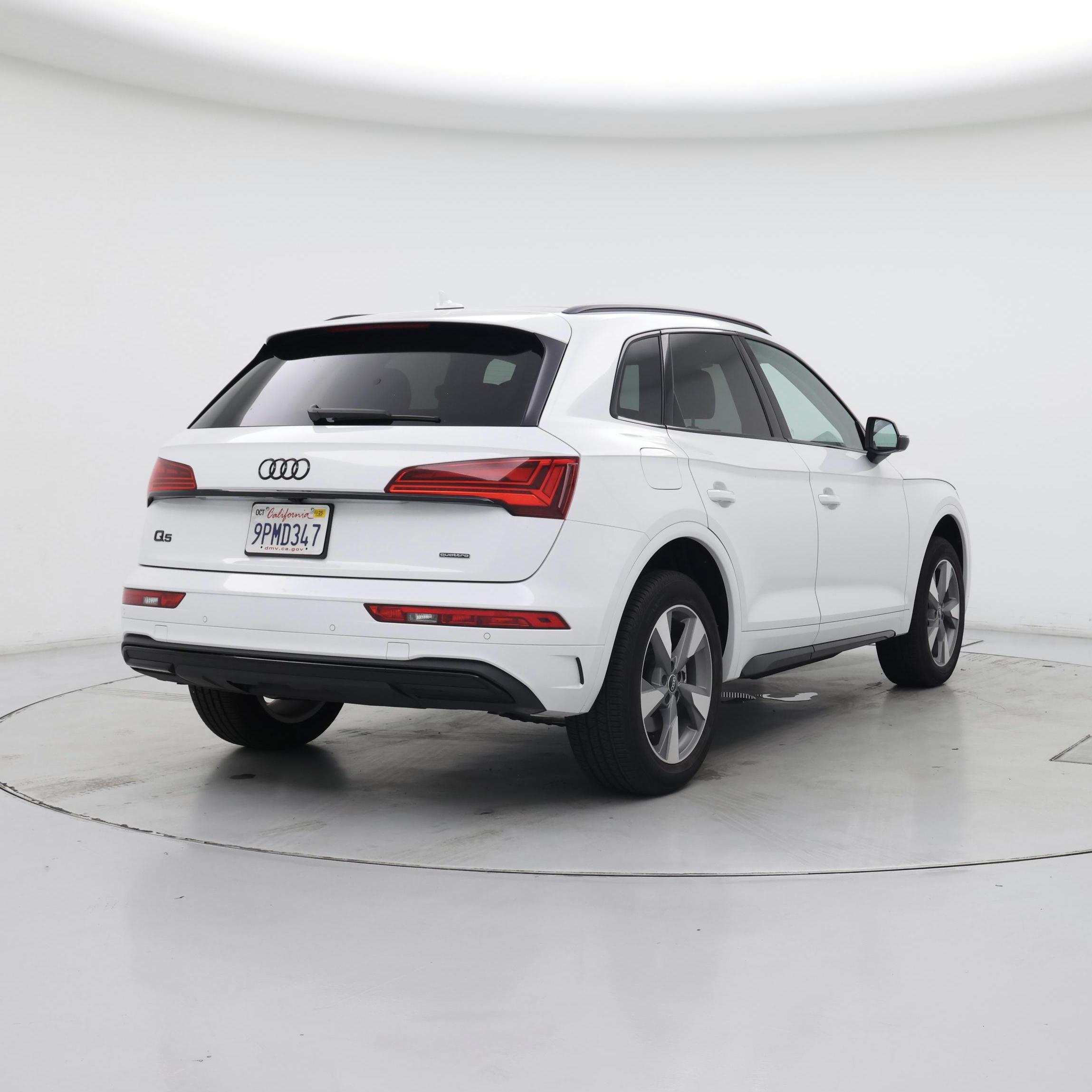 Thumbnail: 2024 Audi Q5 - 8