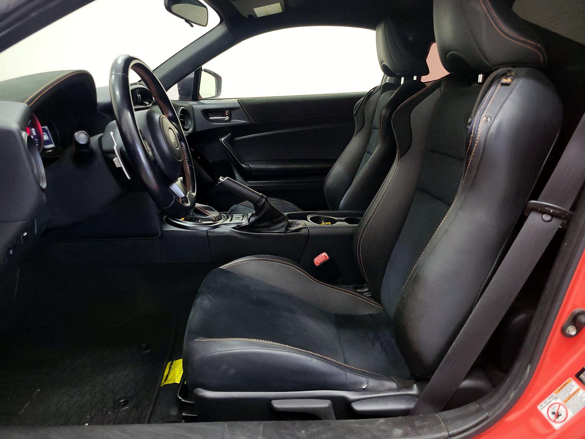 Thumbnail: 2017 Toyota 86 - 11