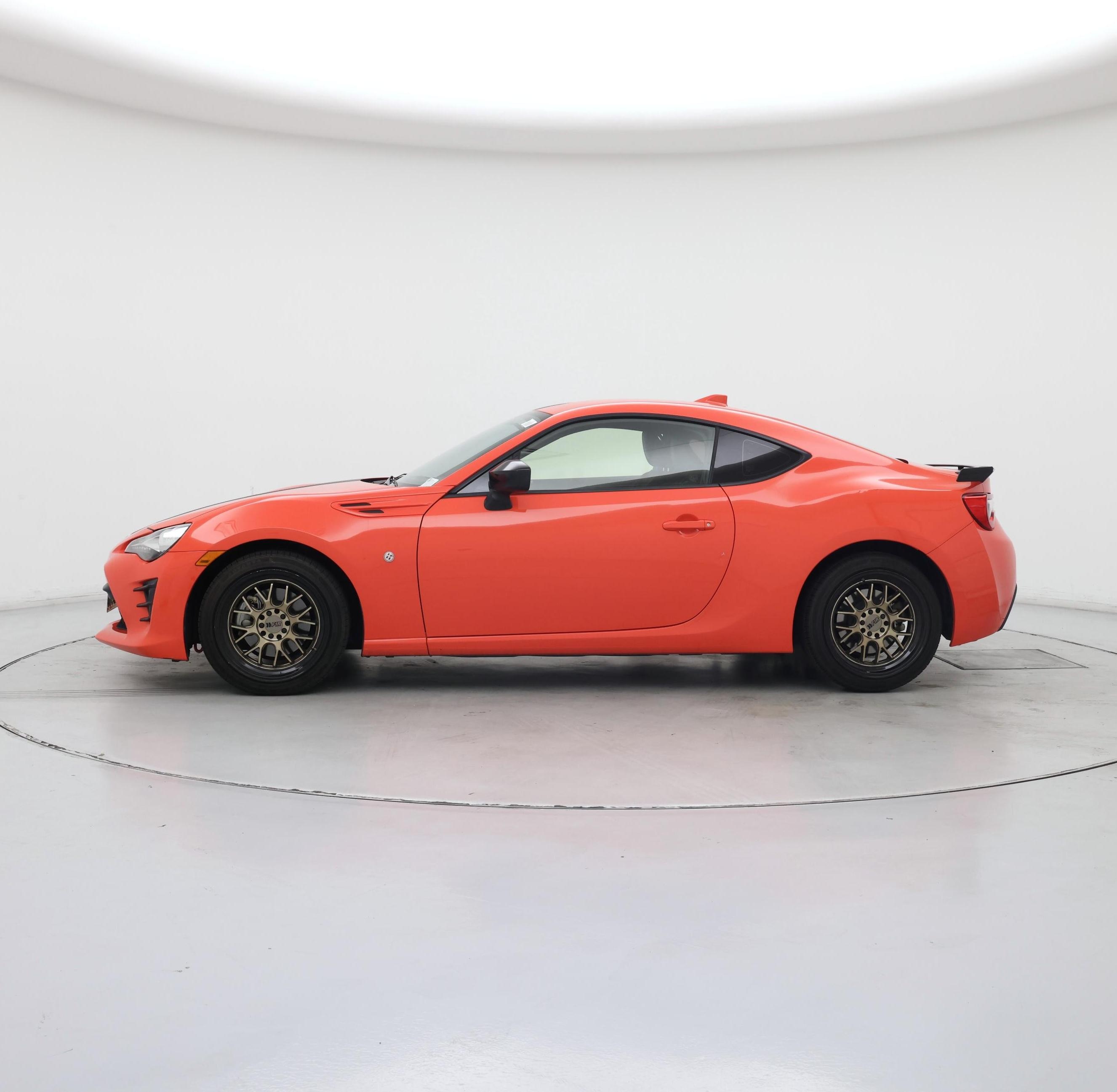Thumbnail: 2017 Toyota 86 - 3