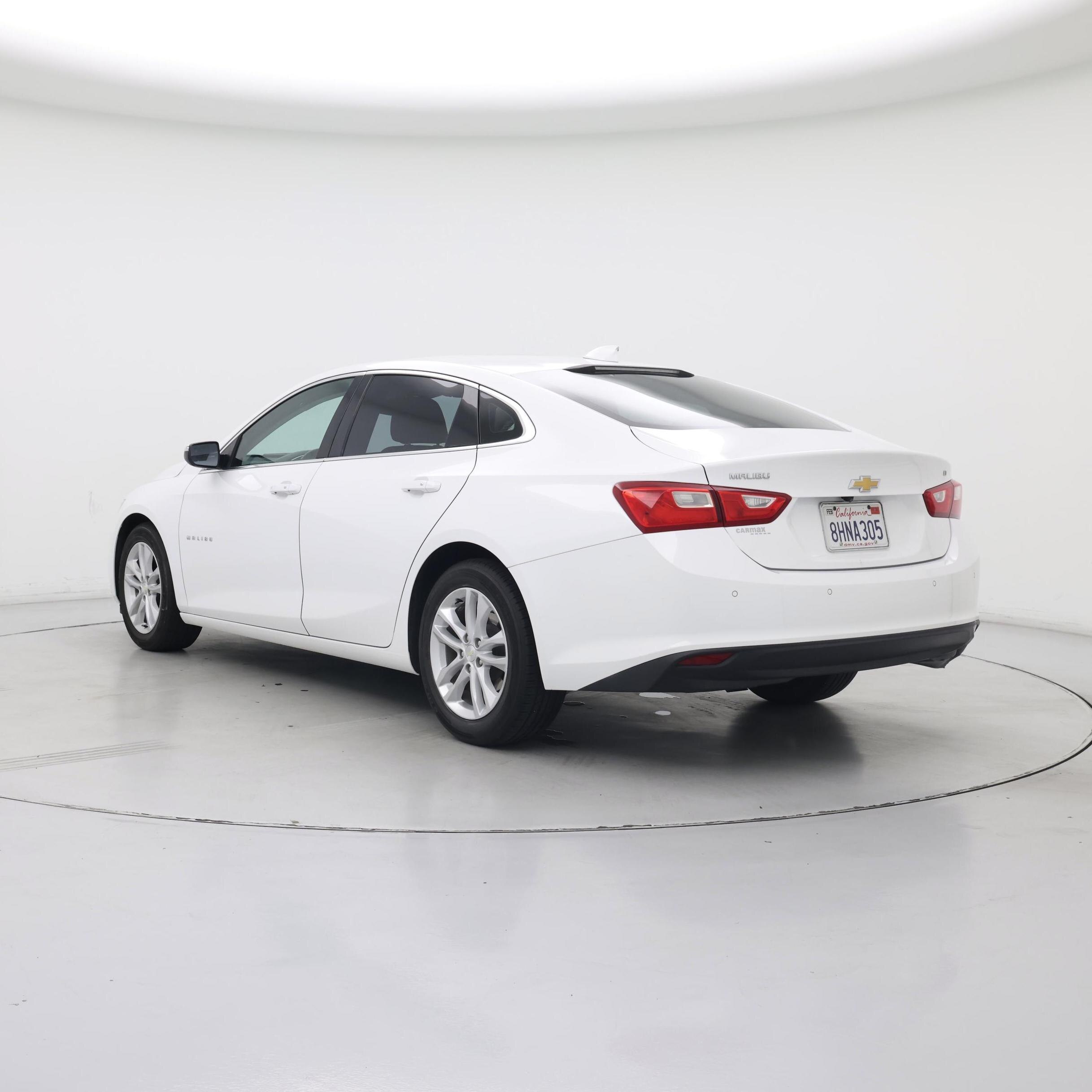 Thumbnail: 2018 Chevrolet Malibu - 2