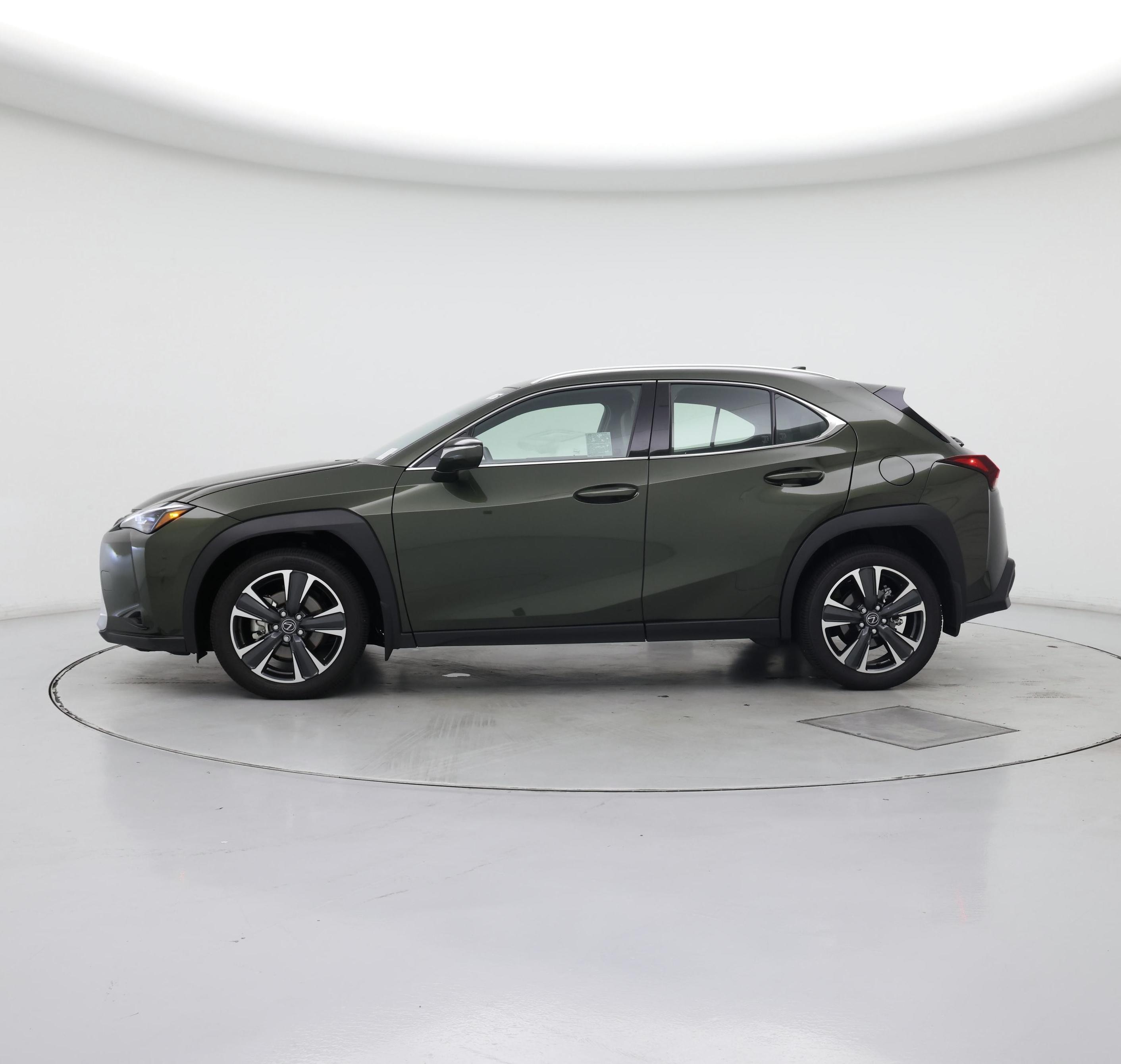 Thumbnail: 2025 Lexus UX - 3