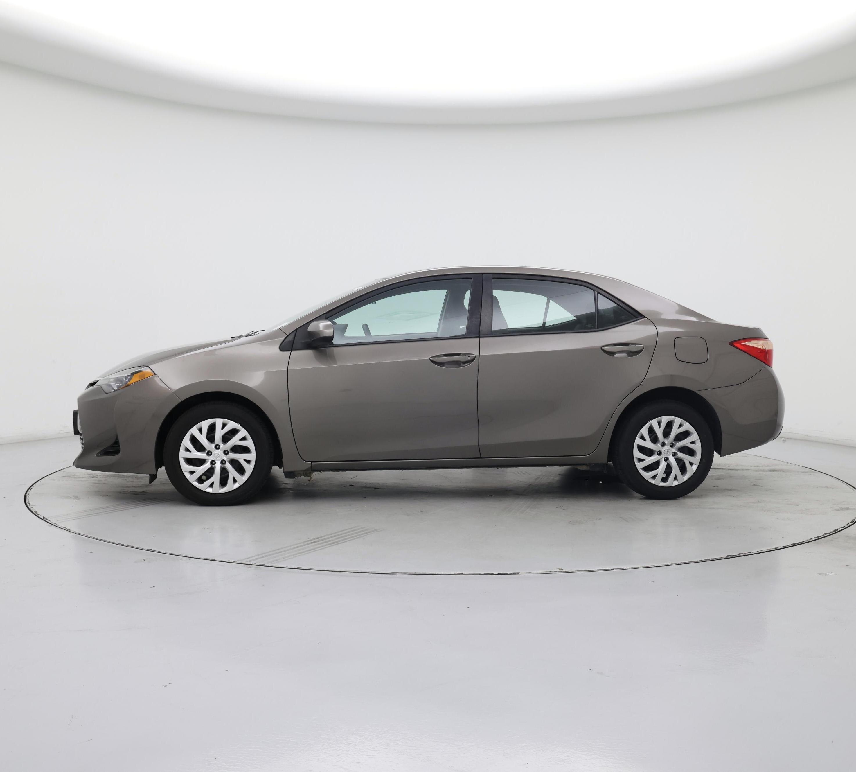 Thumbnail: 2019 Toyota Corolla - 3