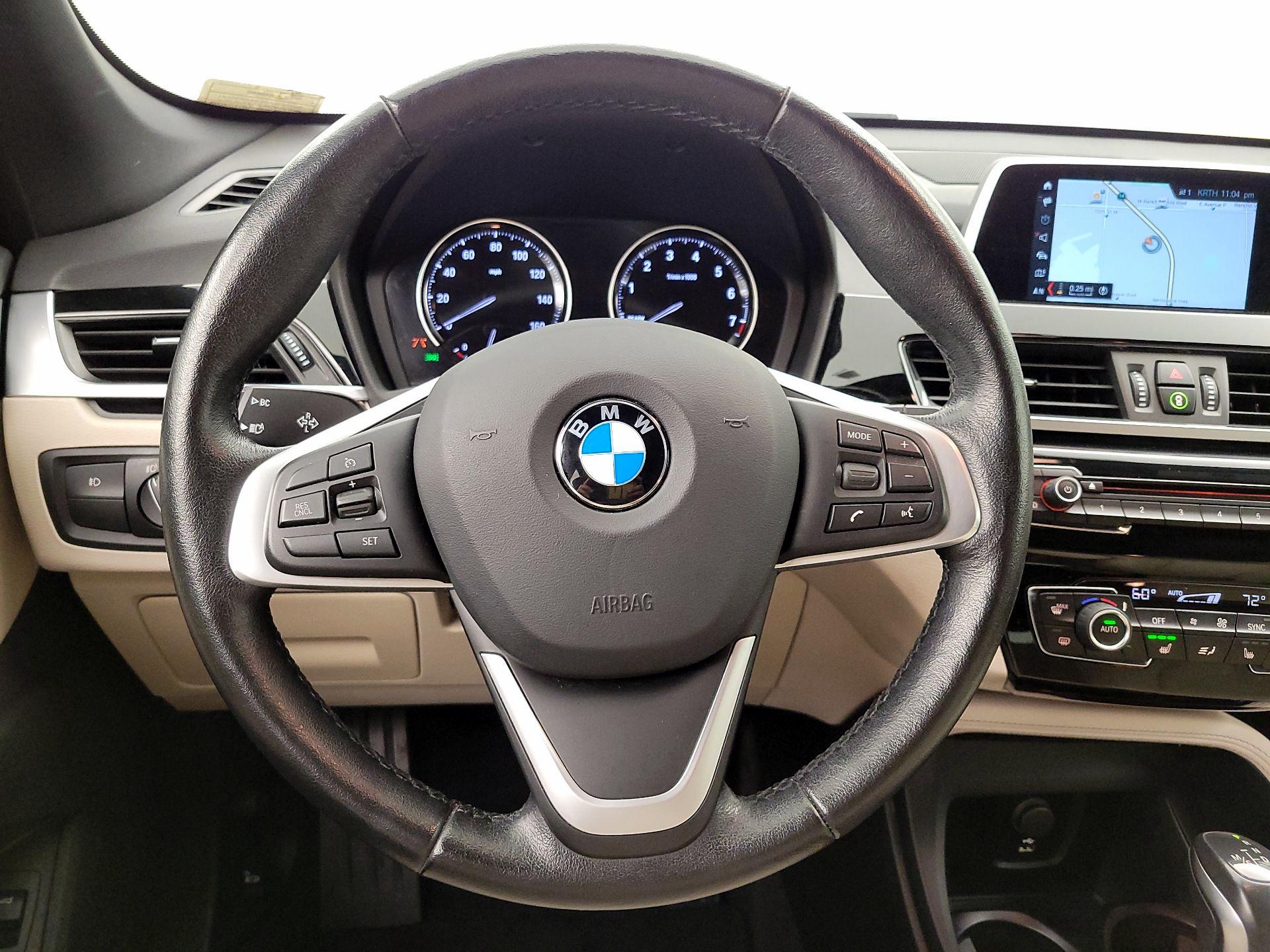 Thumbnail: 2019 BMW X1 - 10