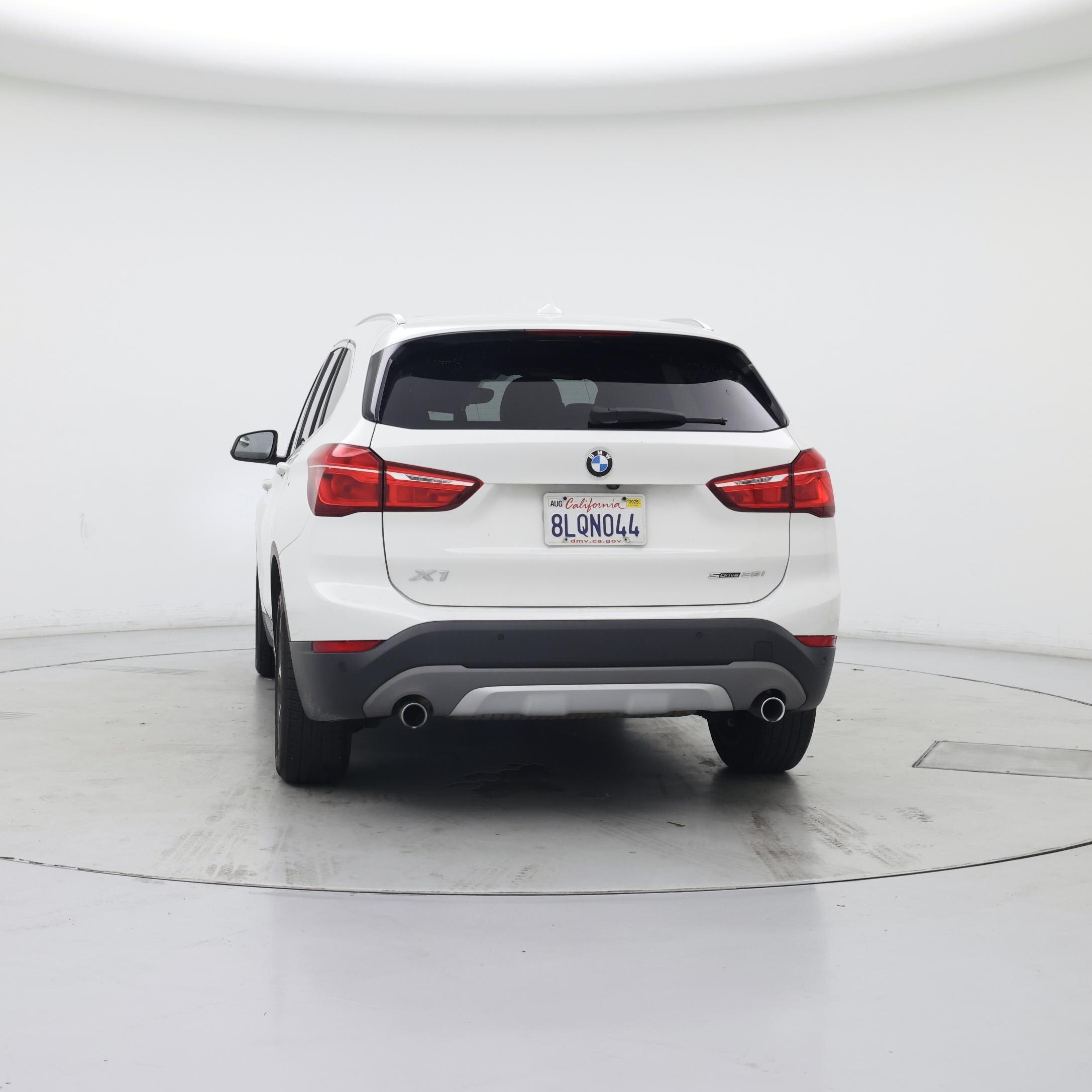 Thumbnail: 2019 BMW X1 - 6