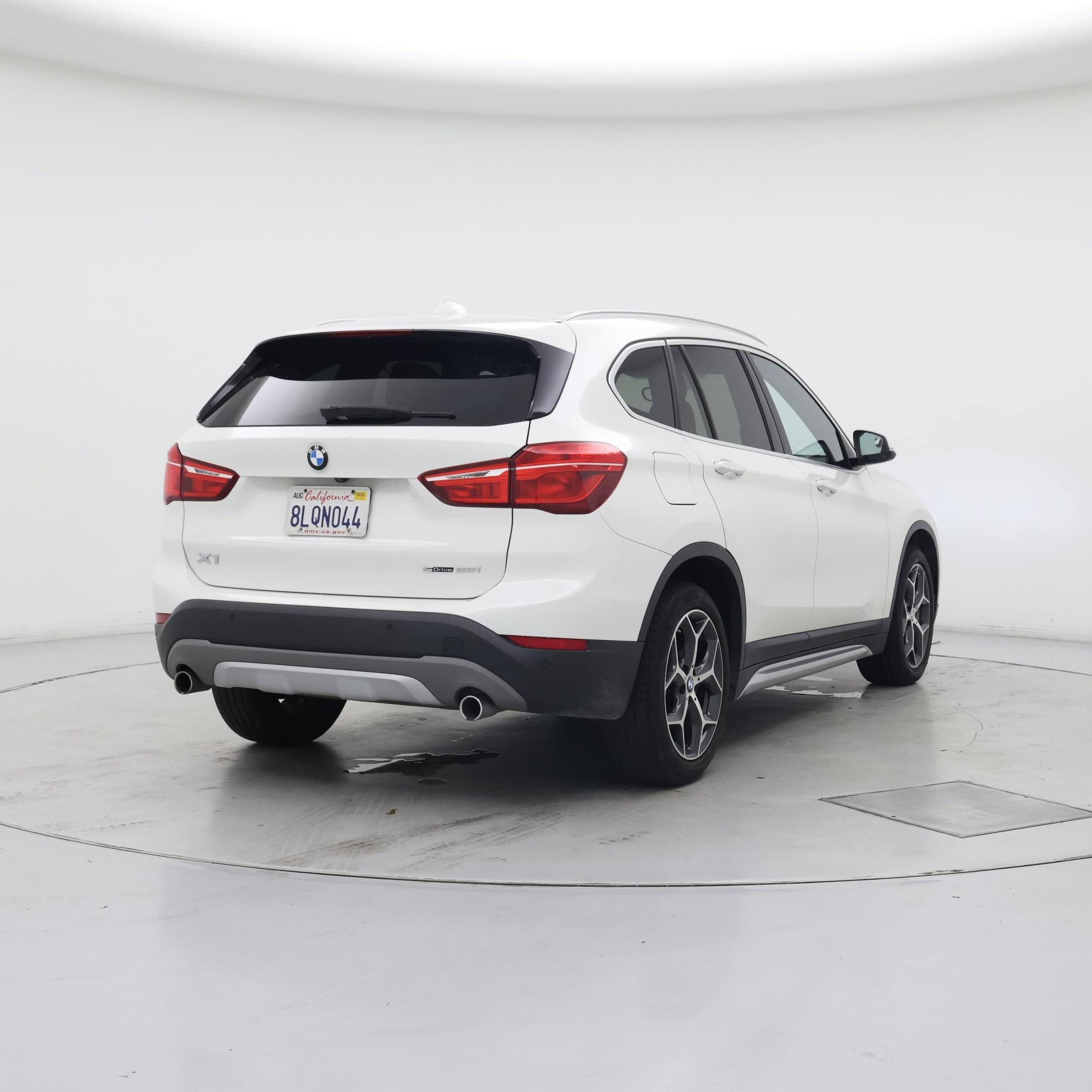 Thumbnail: 2019 BMW X1 - 8
