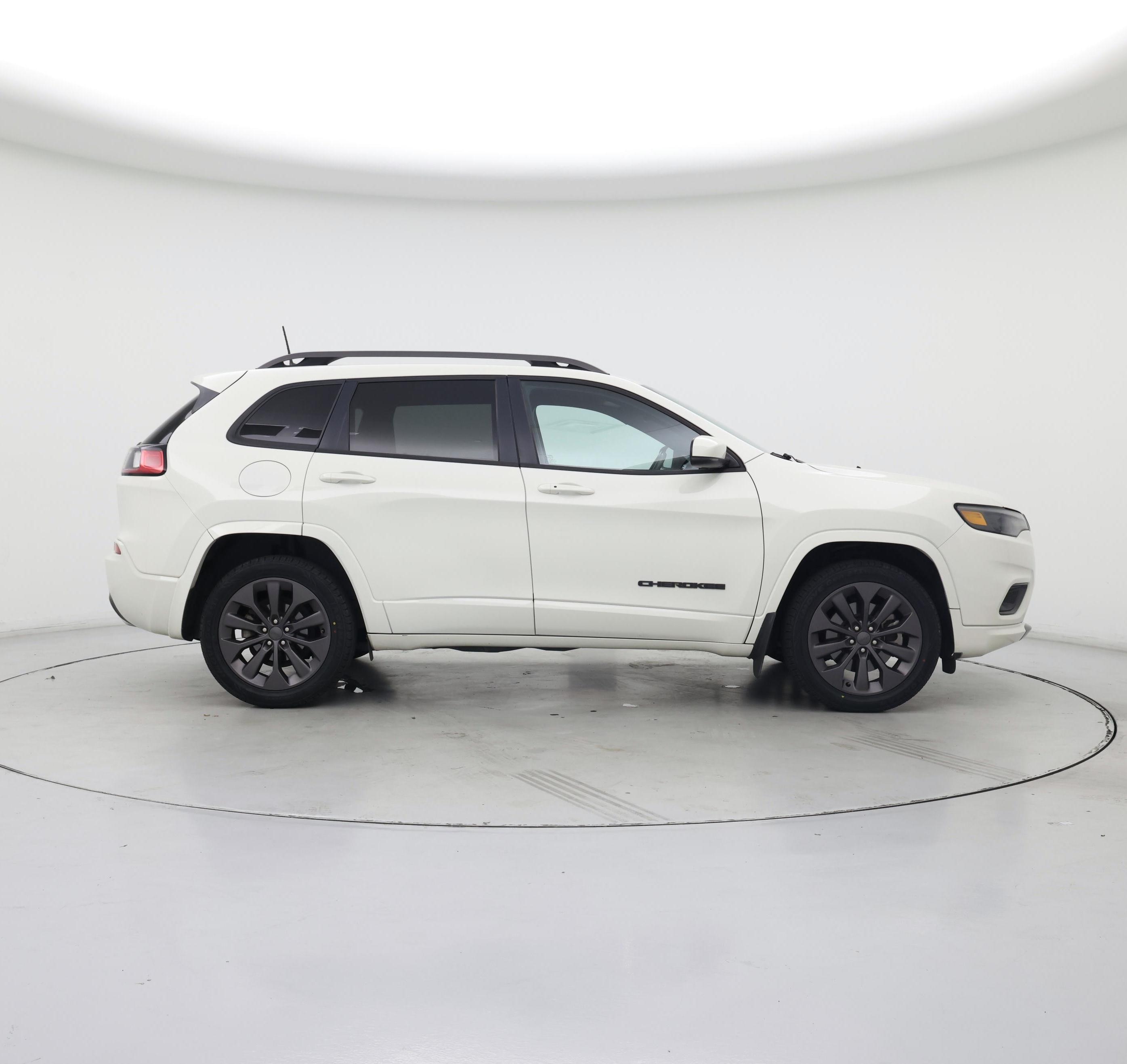 Thumbnail: 2019 Jeep Cherokee - 7
