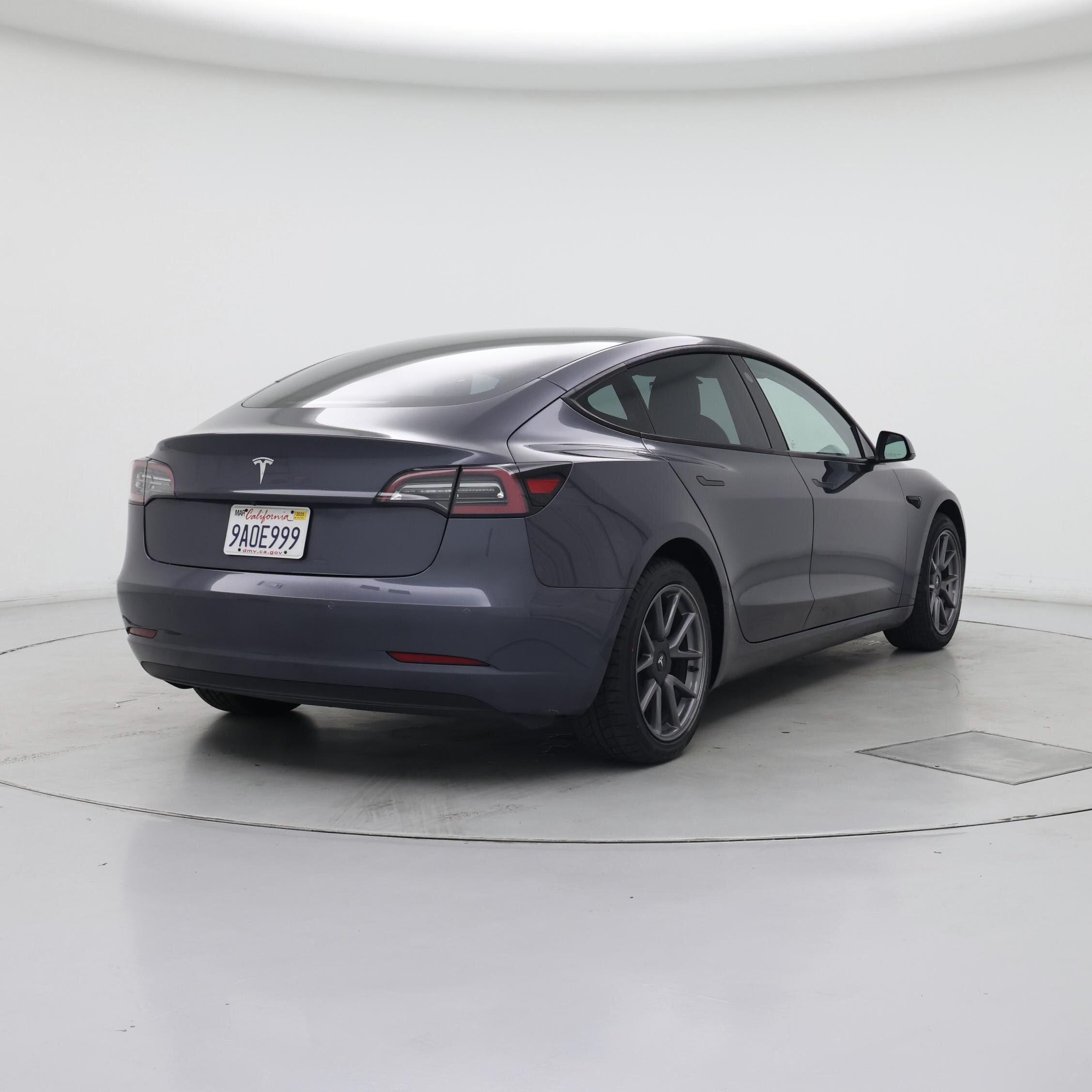 Thumbnail: 2022 Tesla Model 3 - 8