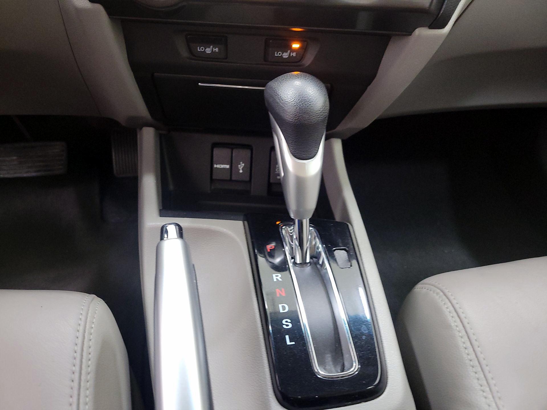 Thumbnail: 2015 Honda Civic - 17
