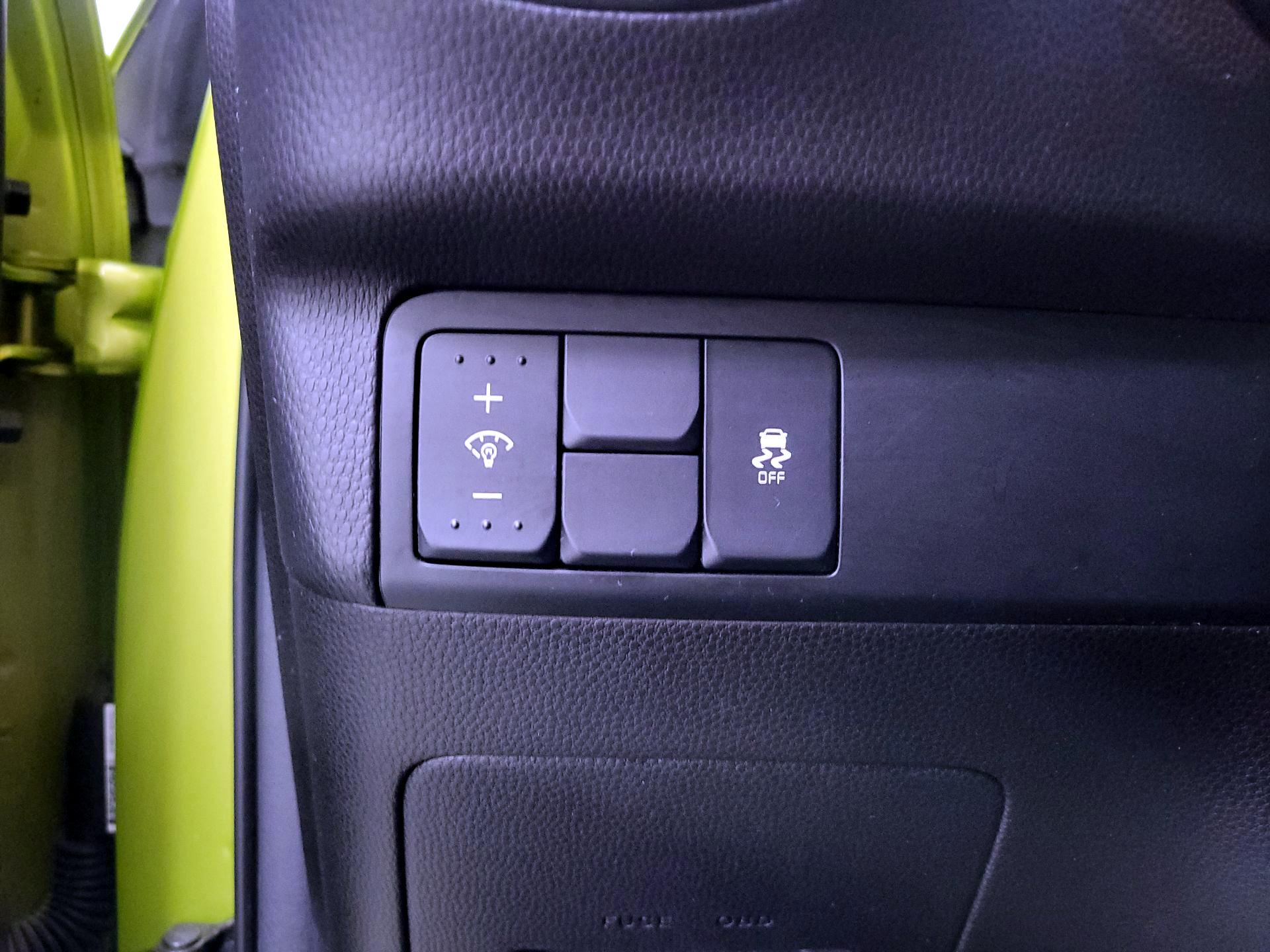 Thumbnail: 2014 Kia Soul - 13