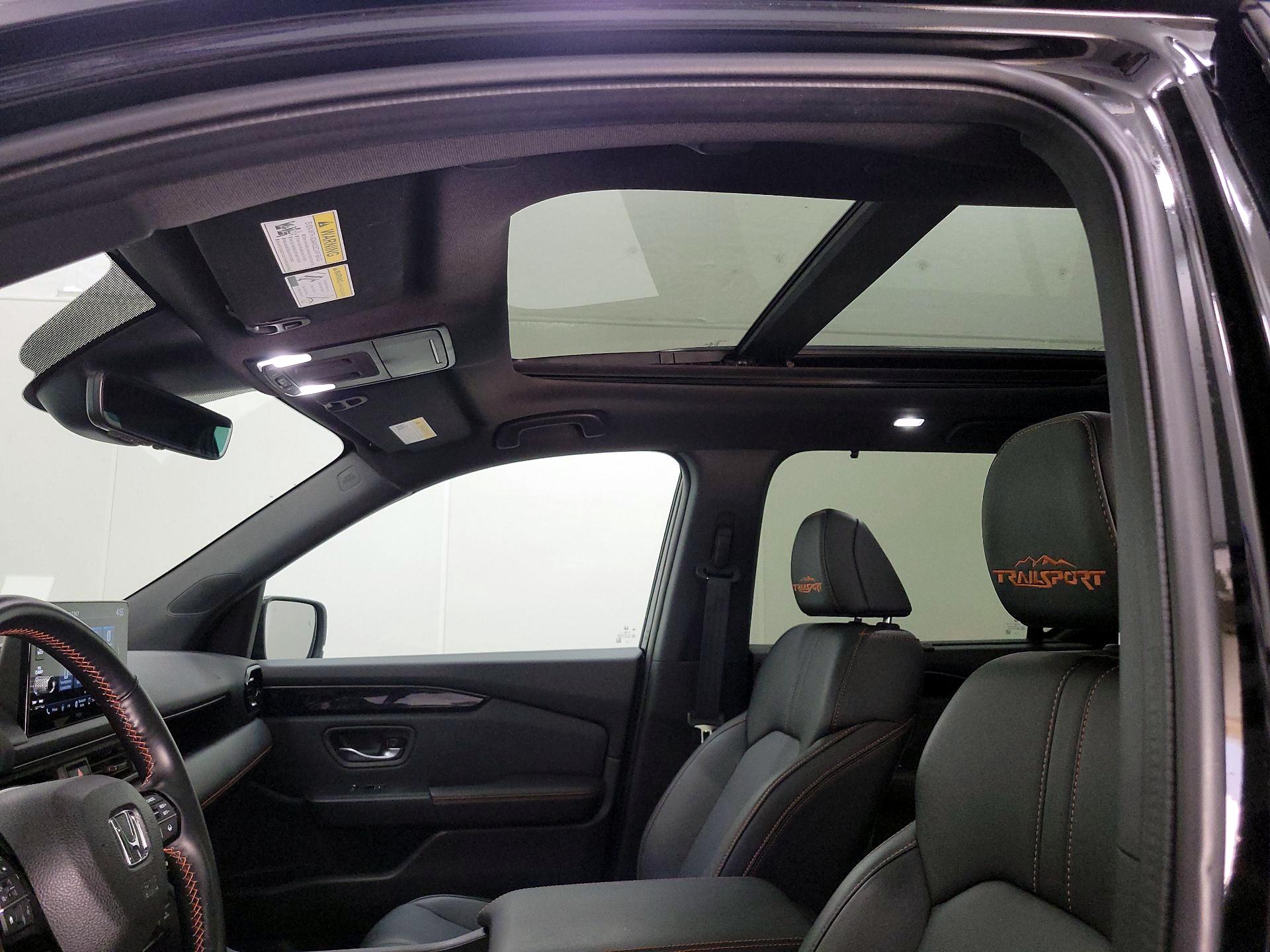 Thumbnail: 2023 Honda Pilot - 19