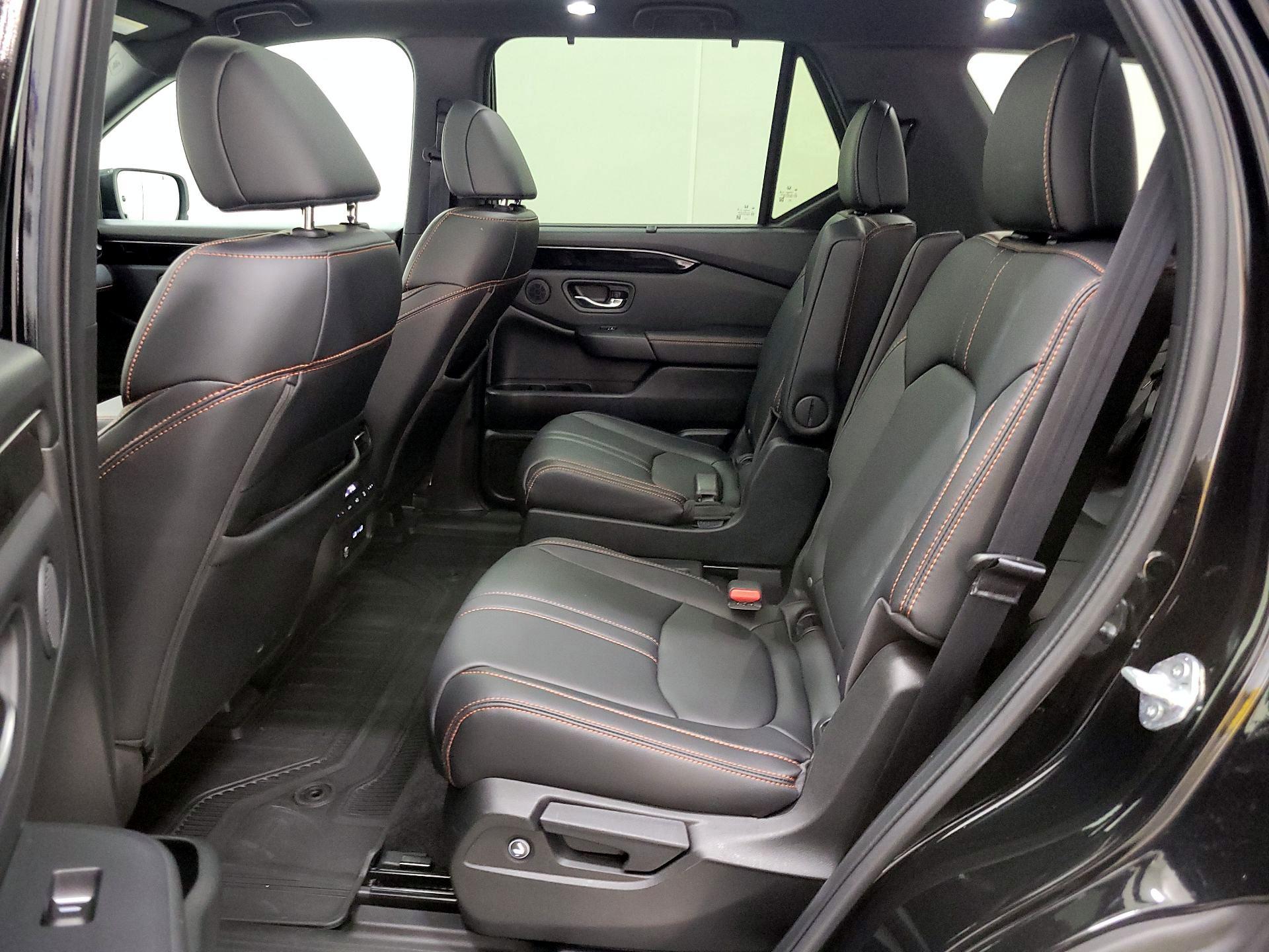 Thumbnail: 2023 Honda Pilot - 20