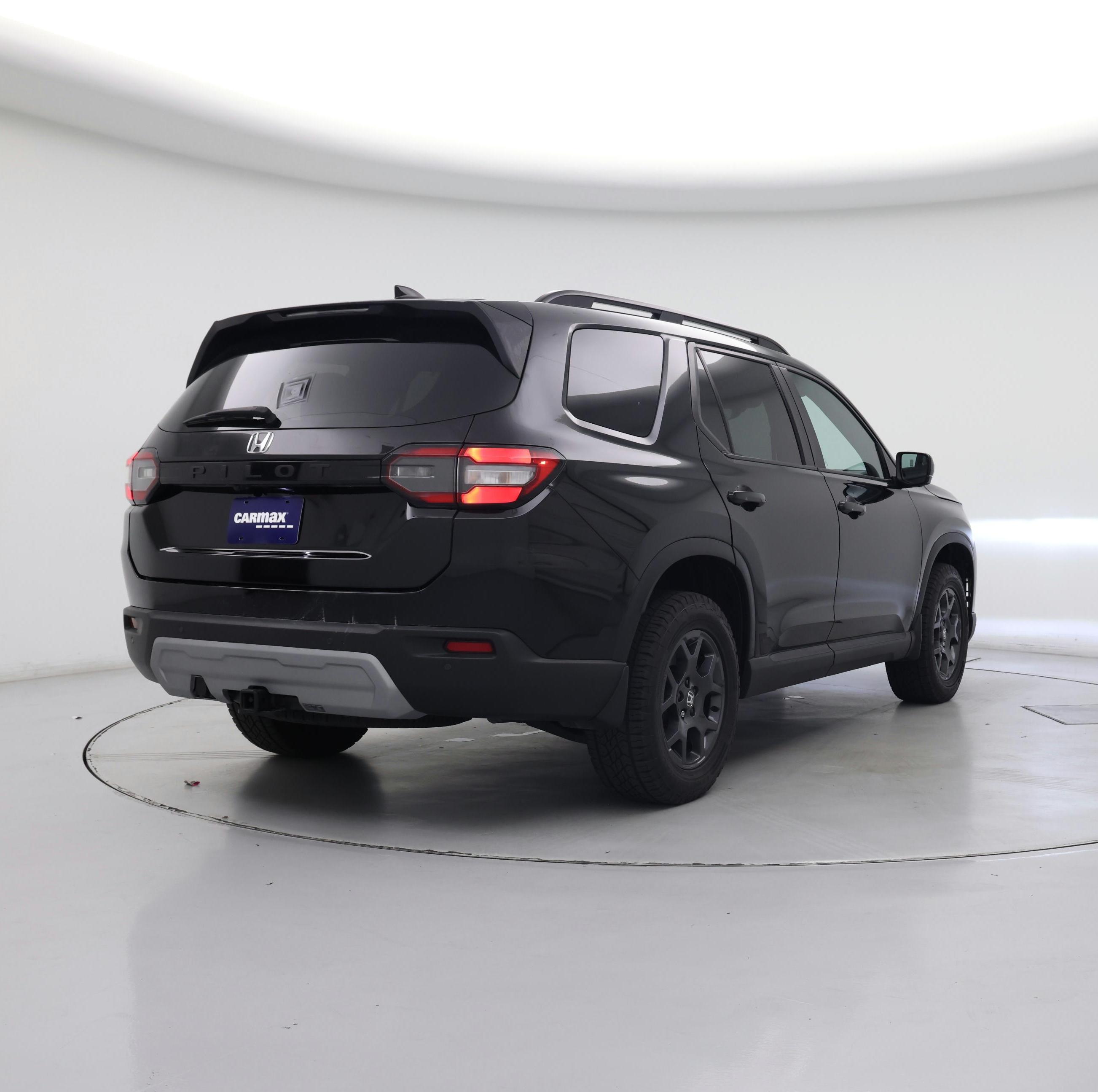 Thumbnail: 2023 Honda Pilot - 8