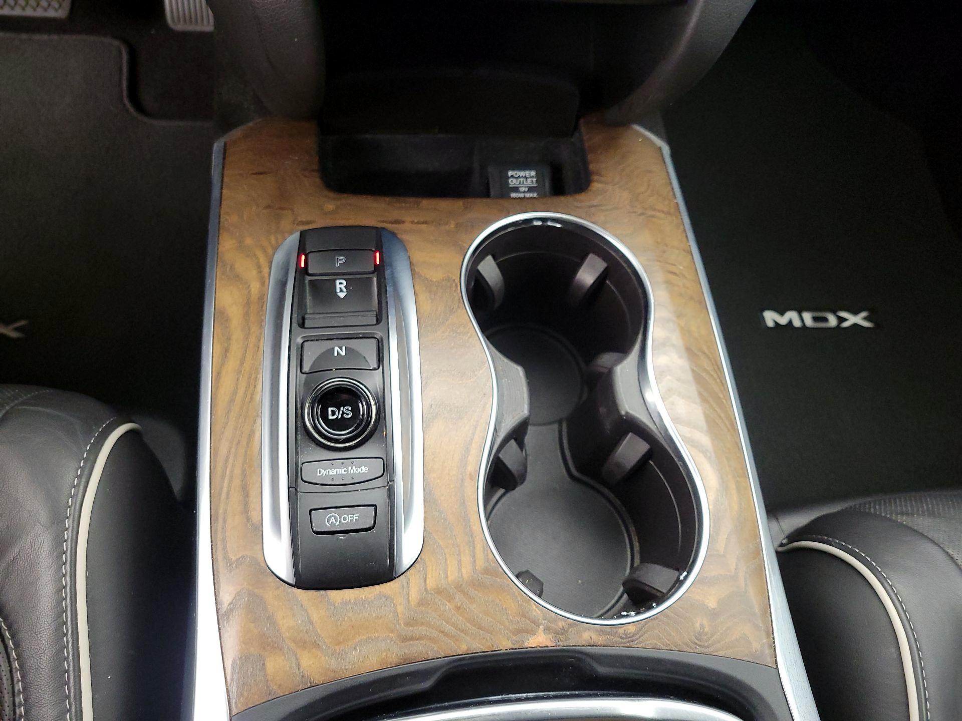 Thumbnail: 2019 Acura MDX - 18