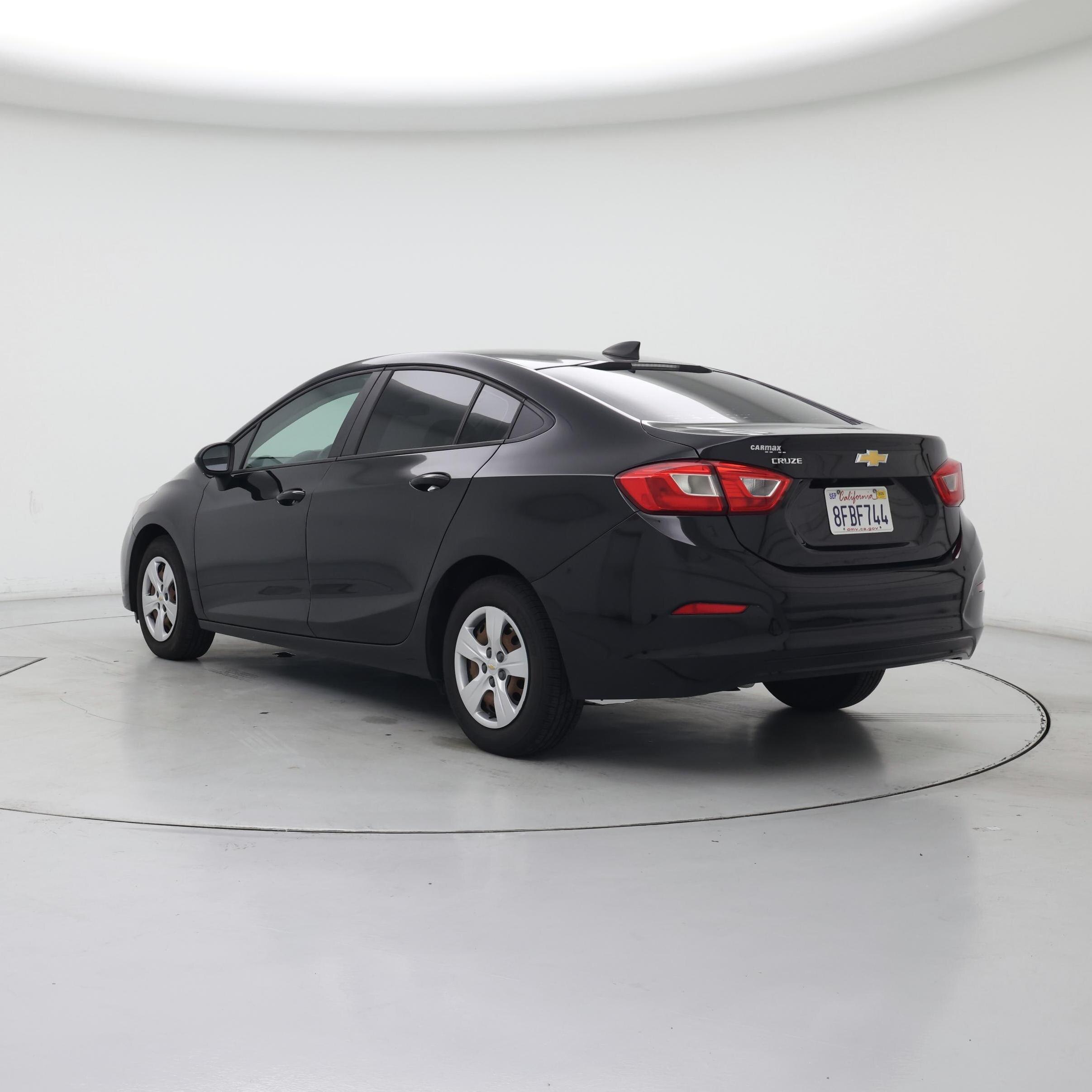 Thumbnail: 2018 Chevrolet Cruze - 2